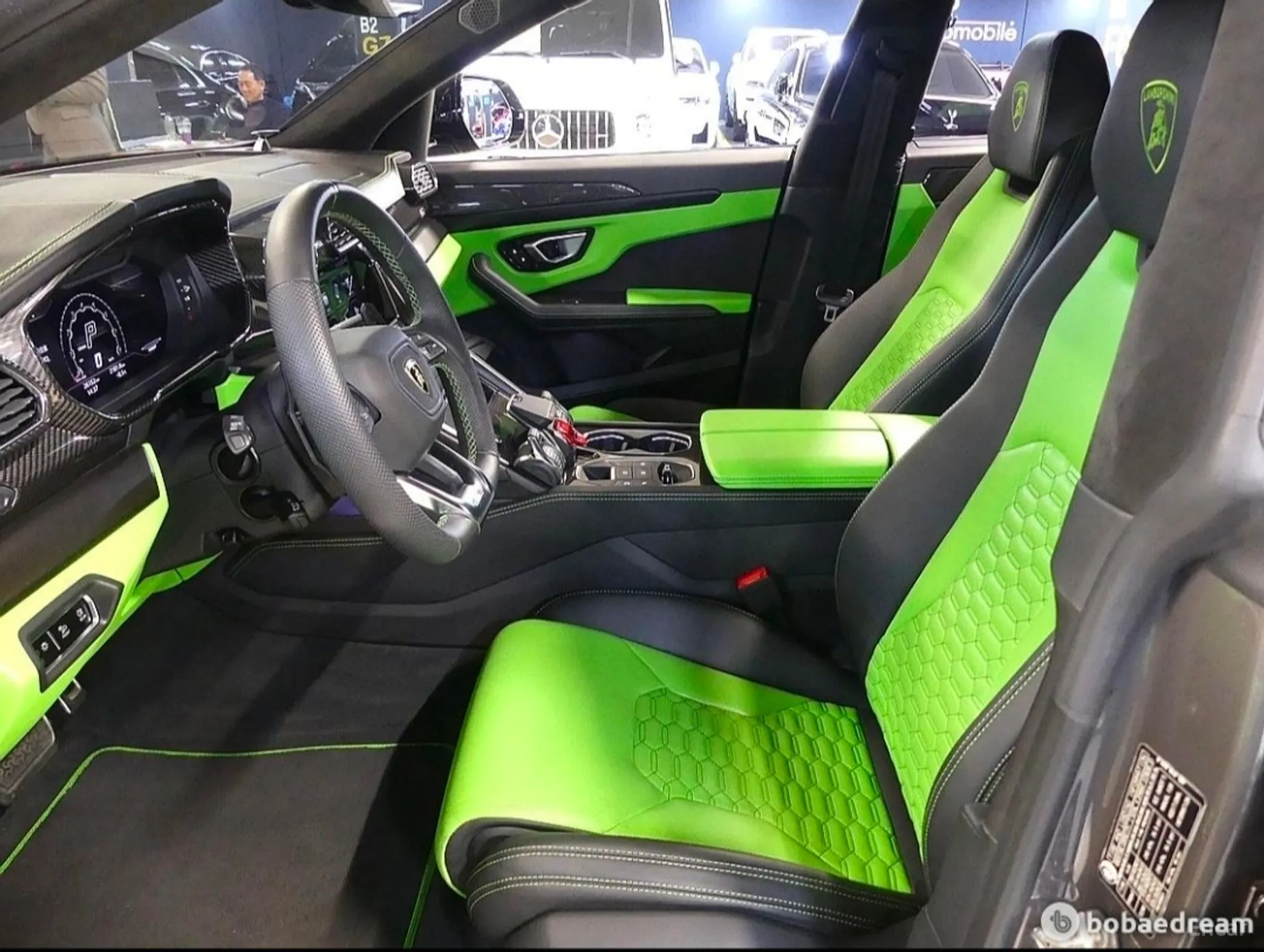 Lamborghini Urus превью 5