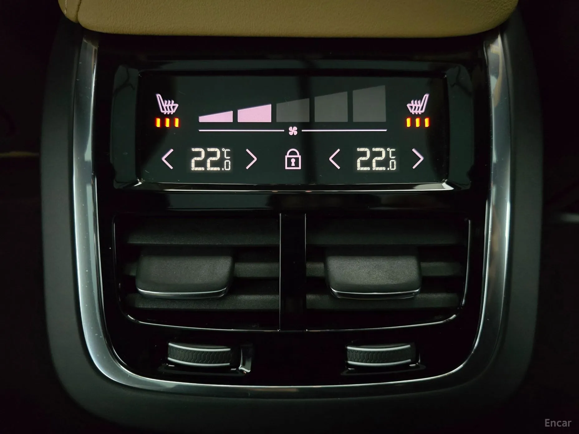 Volvo XC60 Gen 2 превью 18