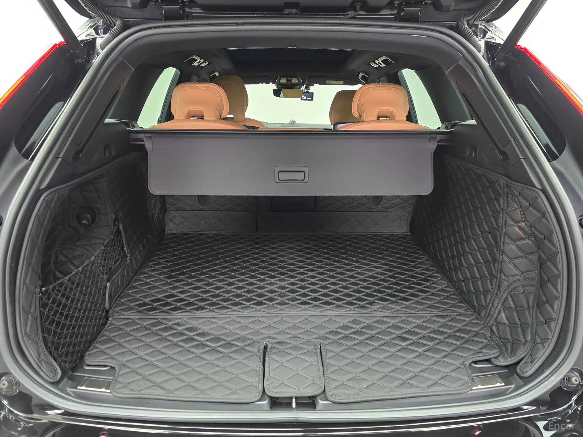 Volvo XC60 Gen 2 превью 19