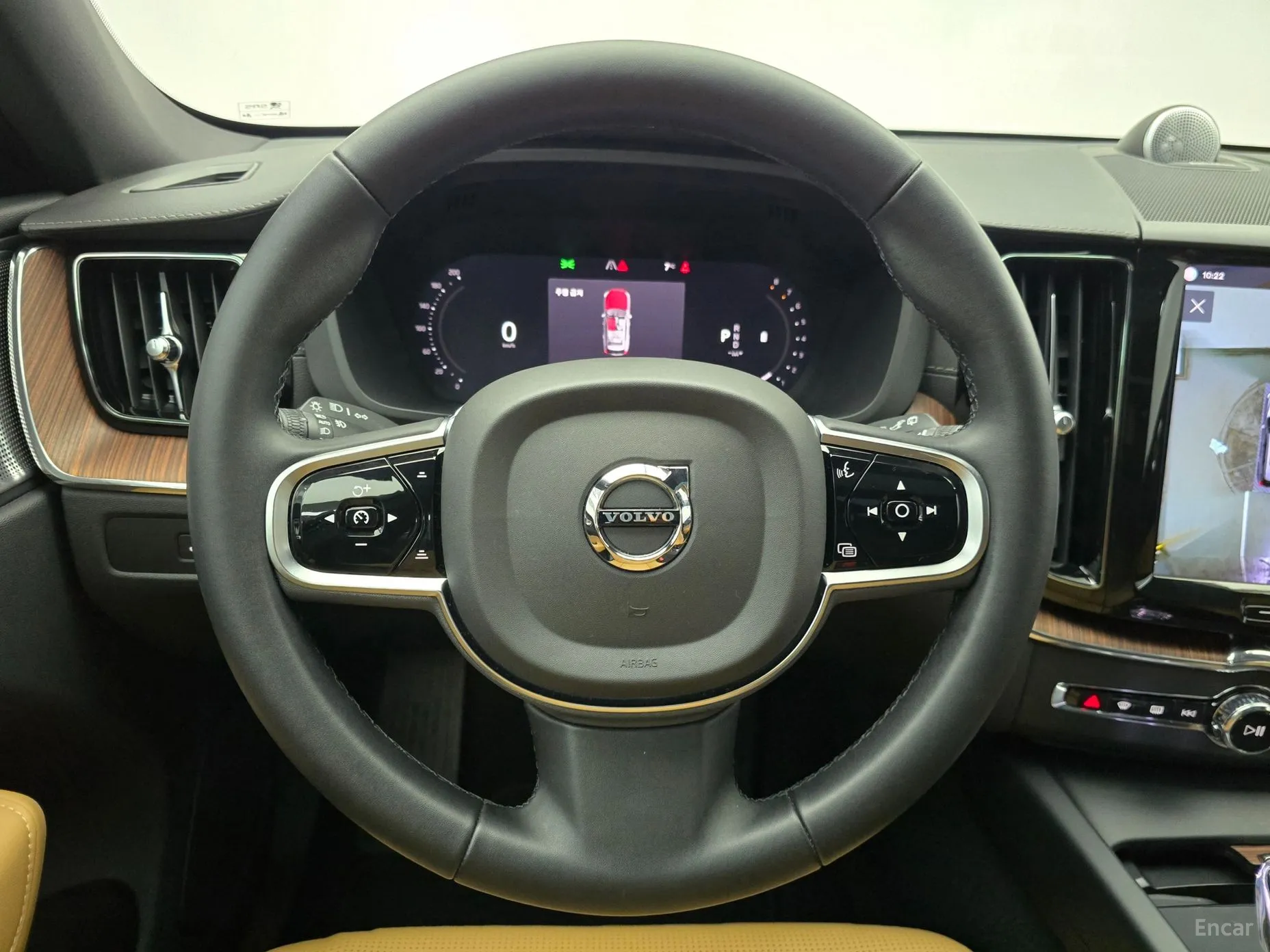 Volvo XC60 Gen 2 превью 8