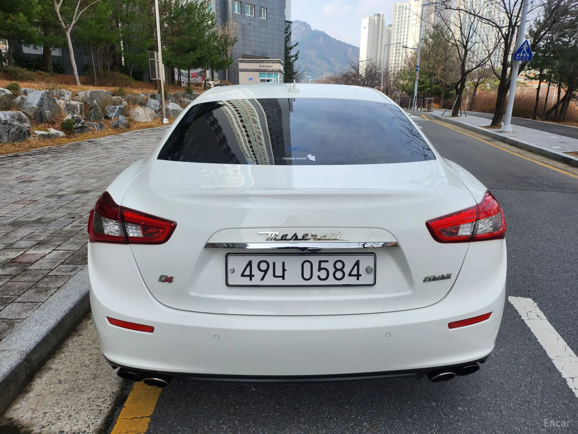 Maserati Ghibli превью 4