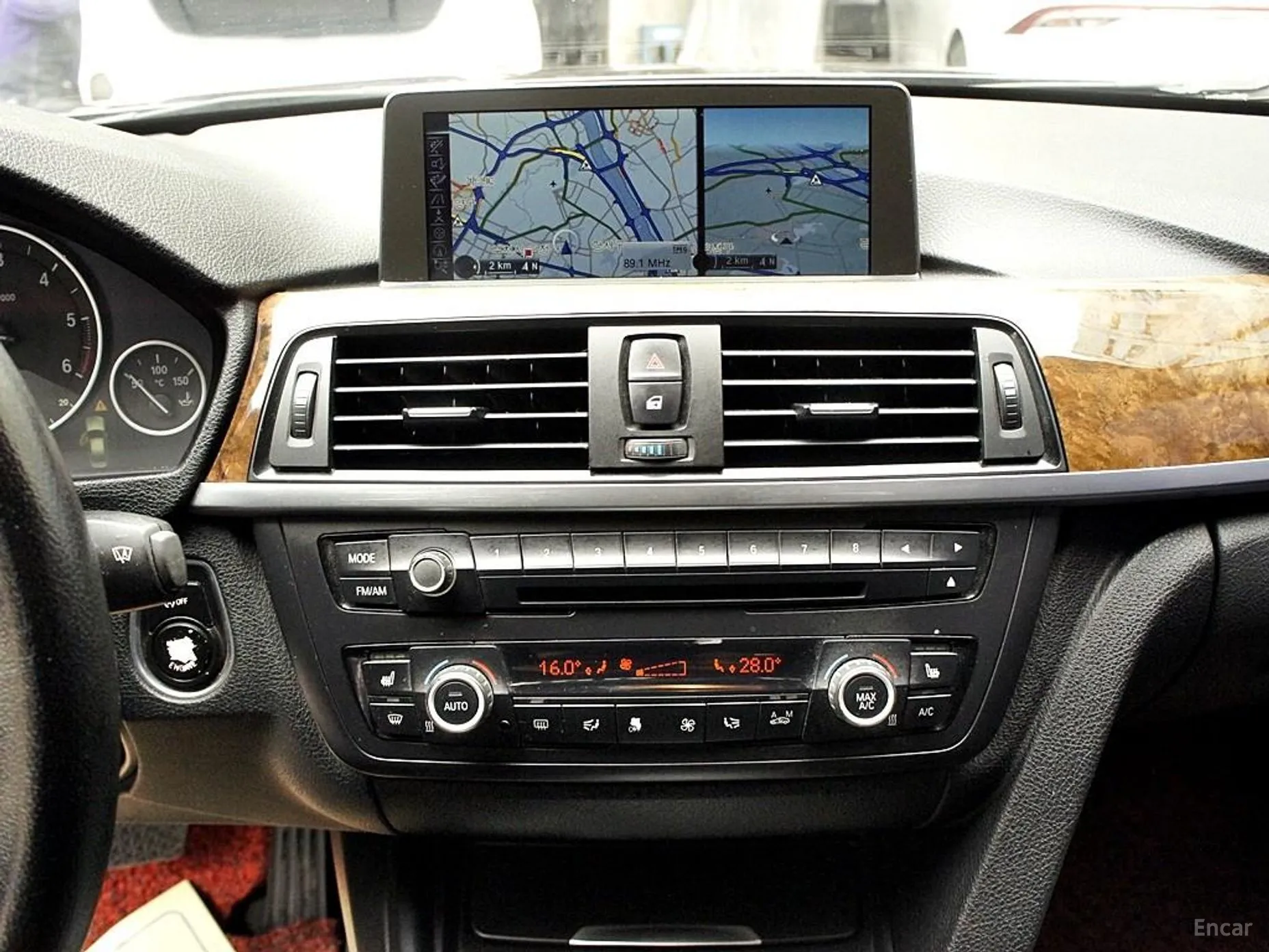 BMW 3 Series (F30) превью 10
