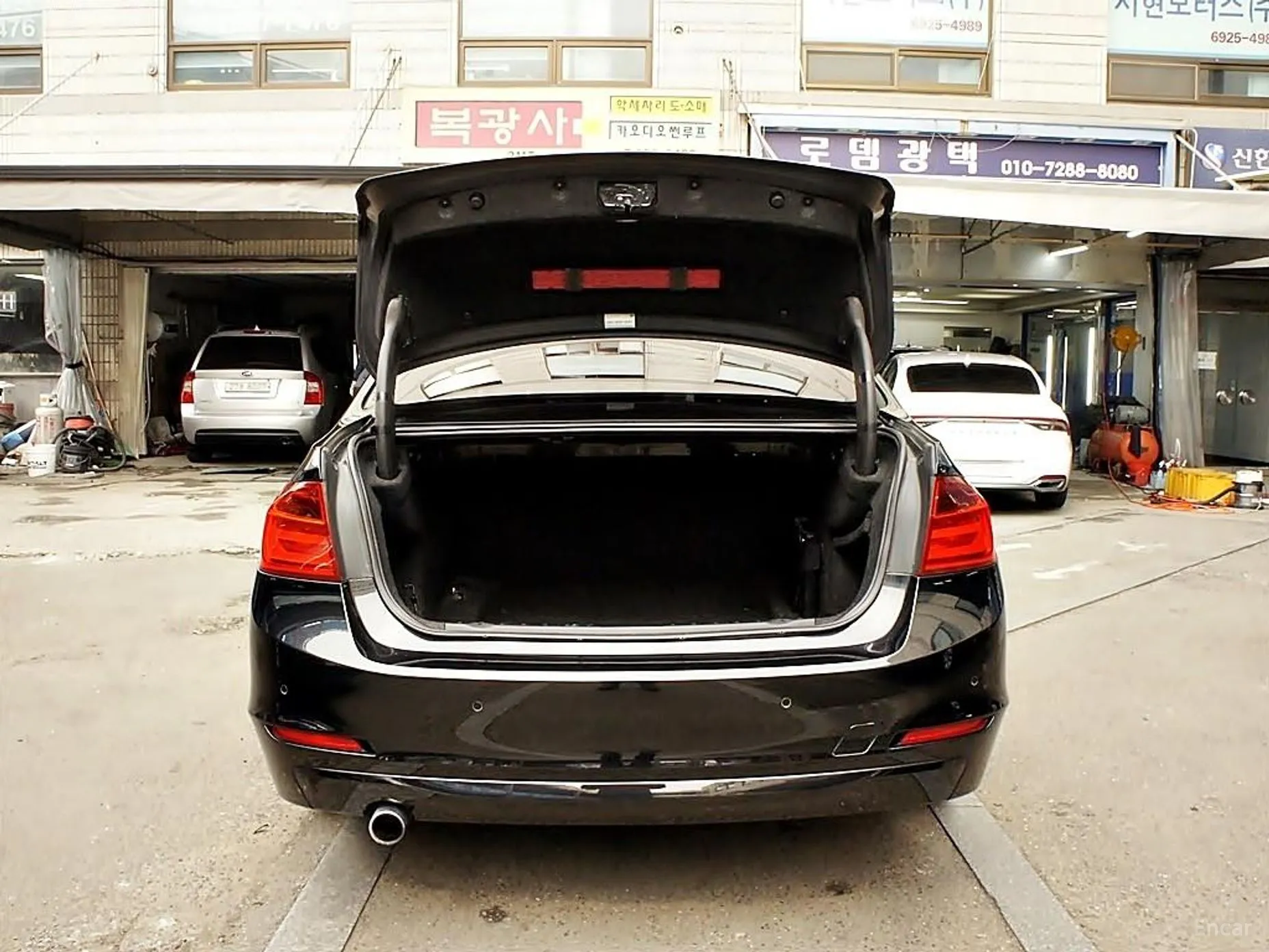 BMW 3 Series (F30) превью 18