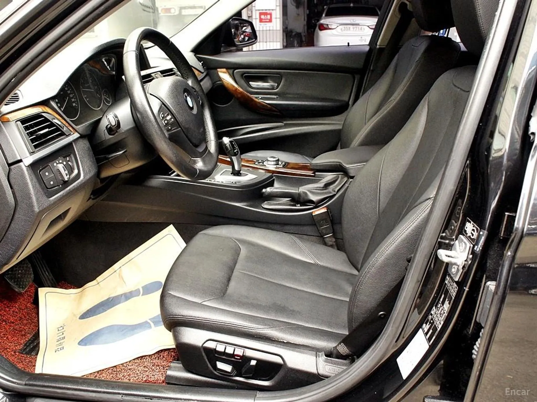 BMW 3 Series (F30) превью 5