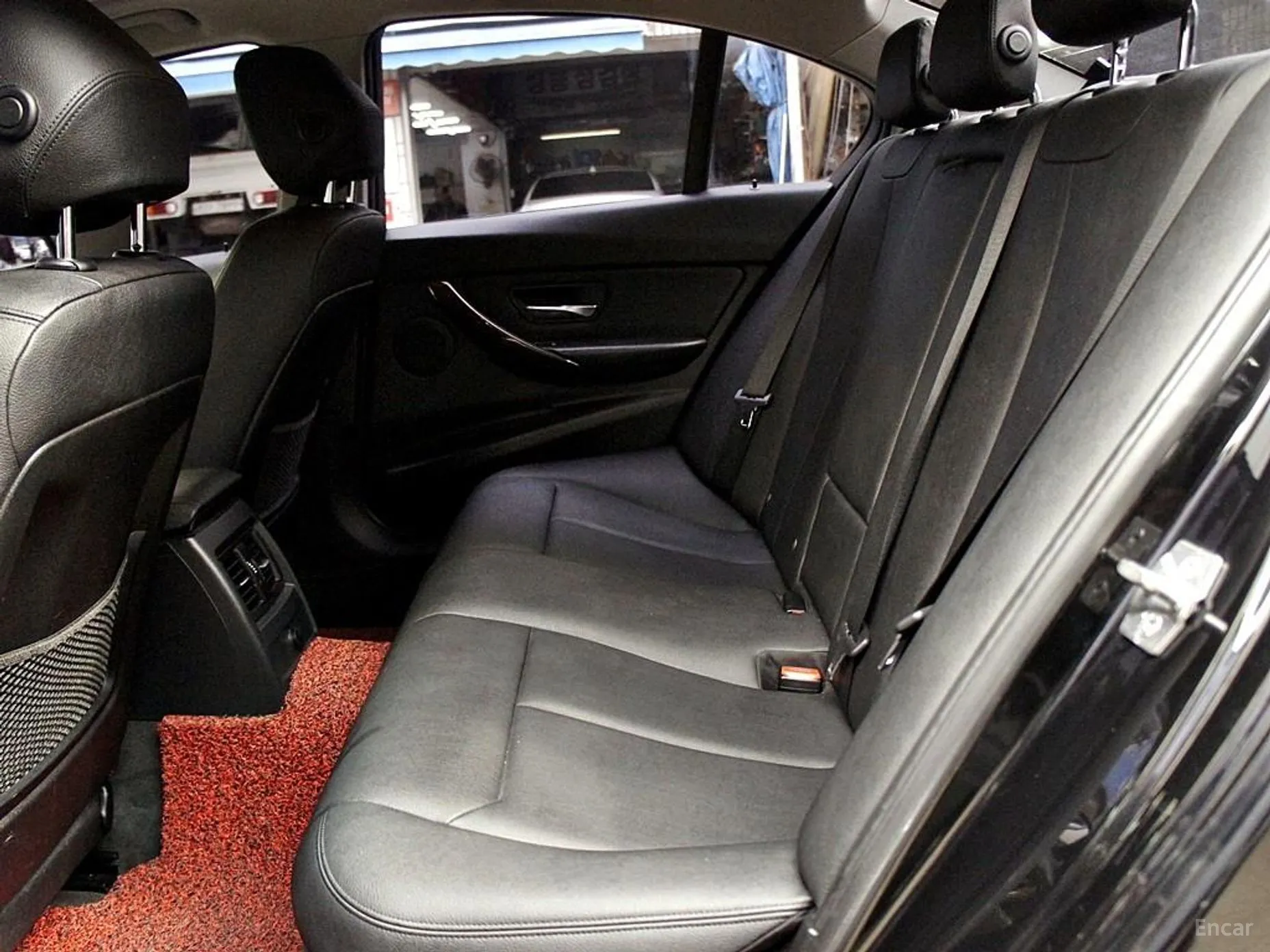 BMW 3 Series (F30) превью 6