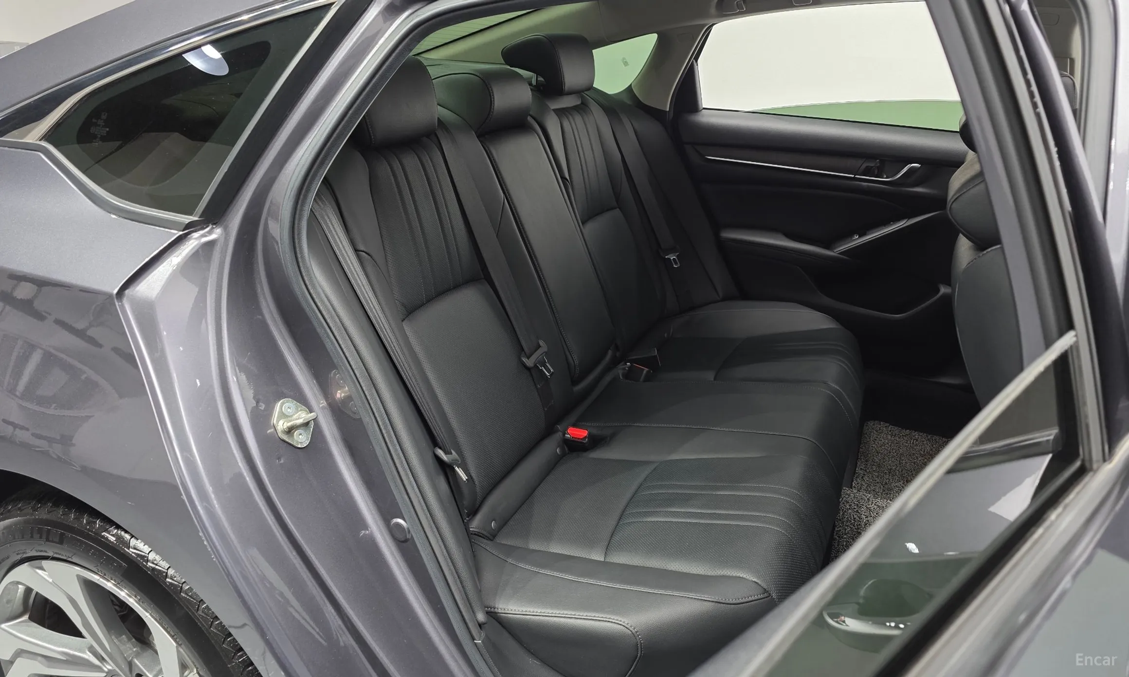Honda Accord 10th Generation превью 12