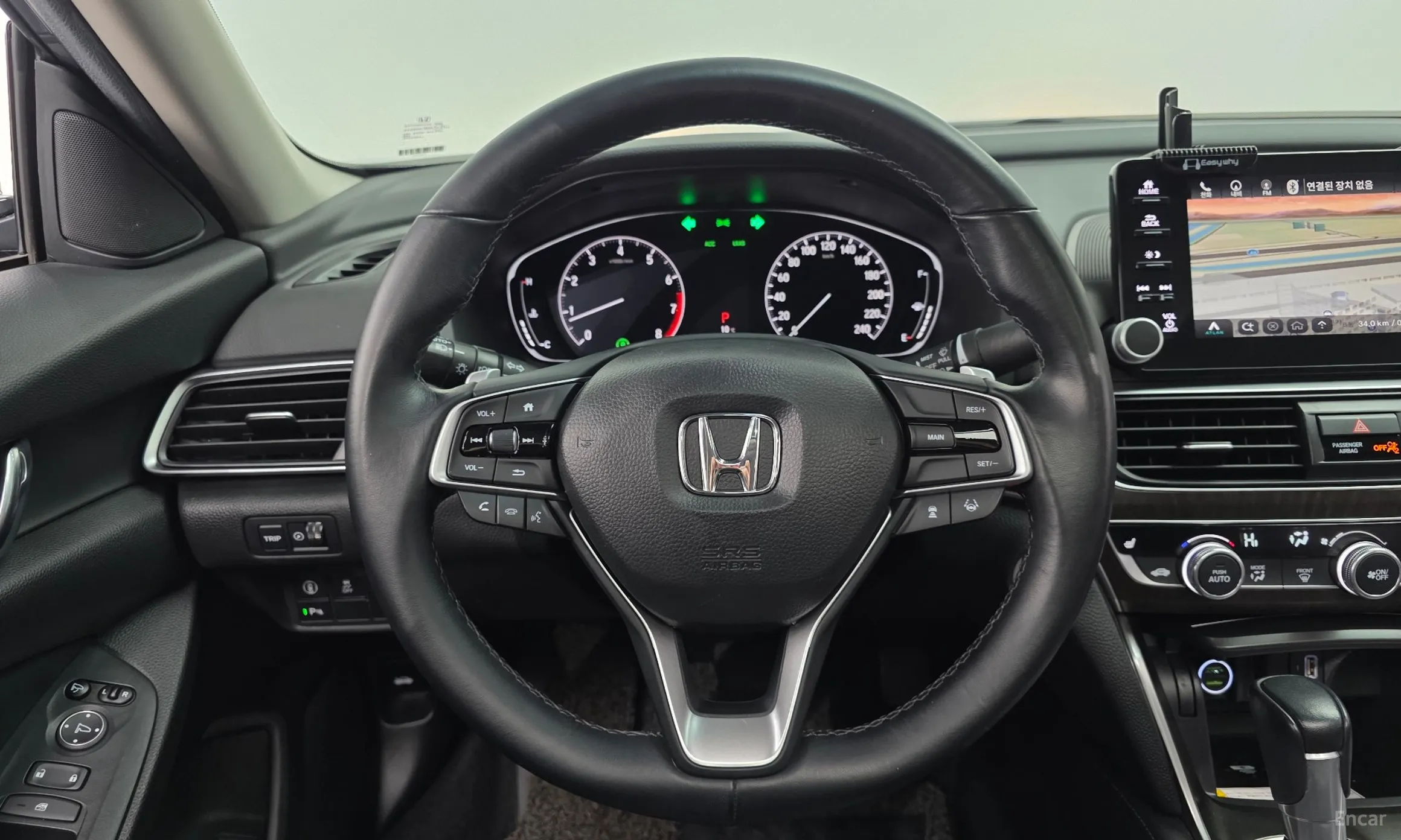 Honda Accord 10th Generation превью 13