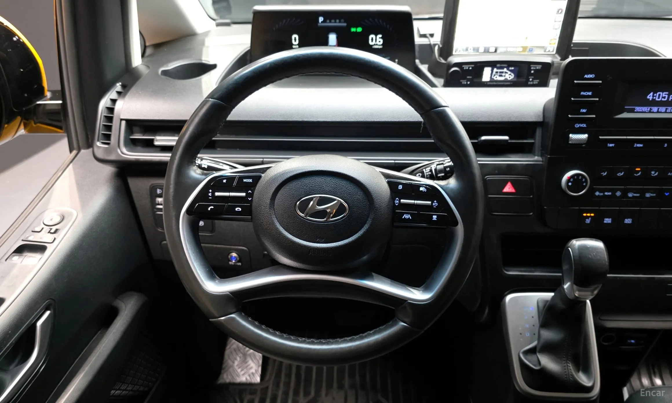 Hyundai Staria превью 14