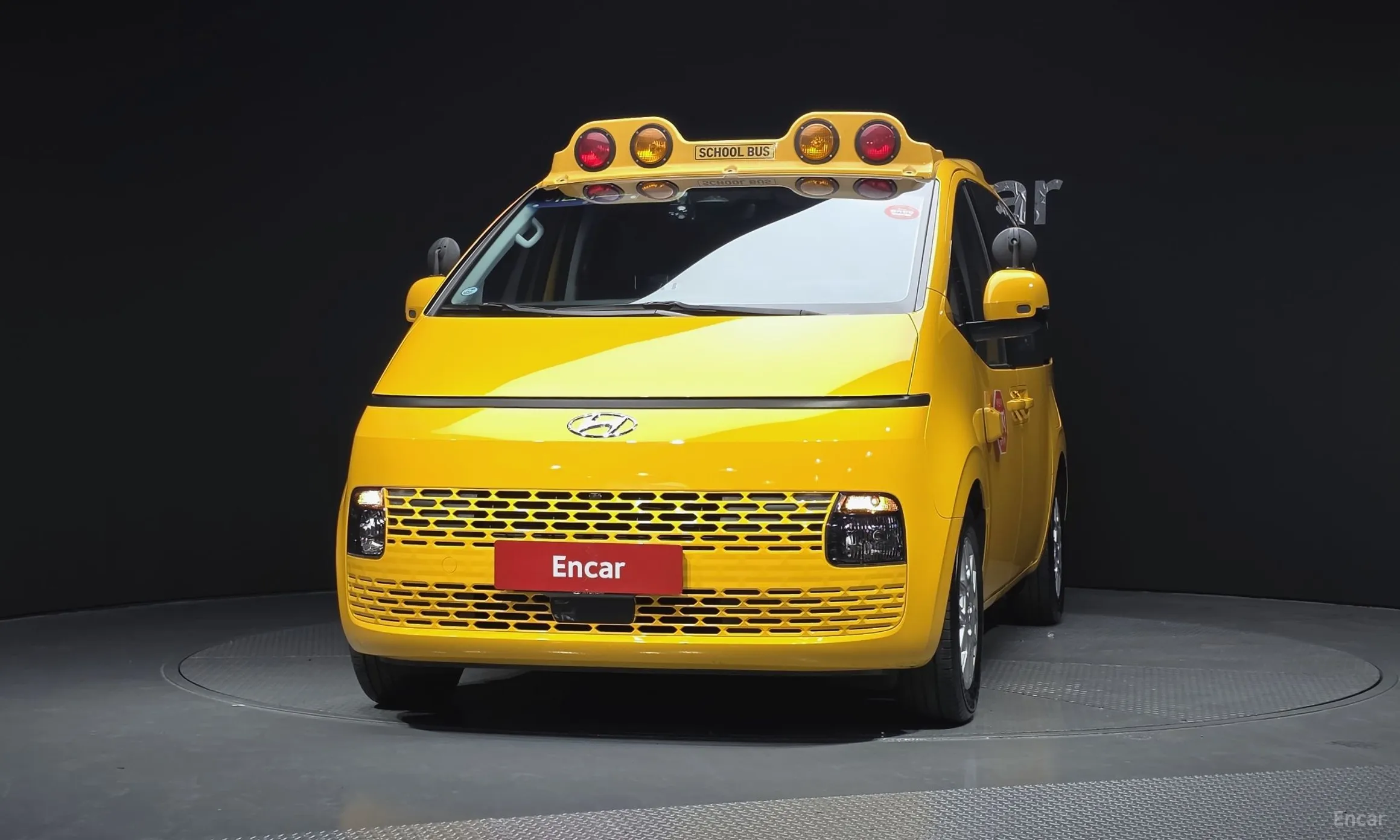 Hyundai Staria превью 3