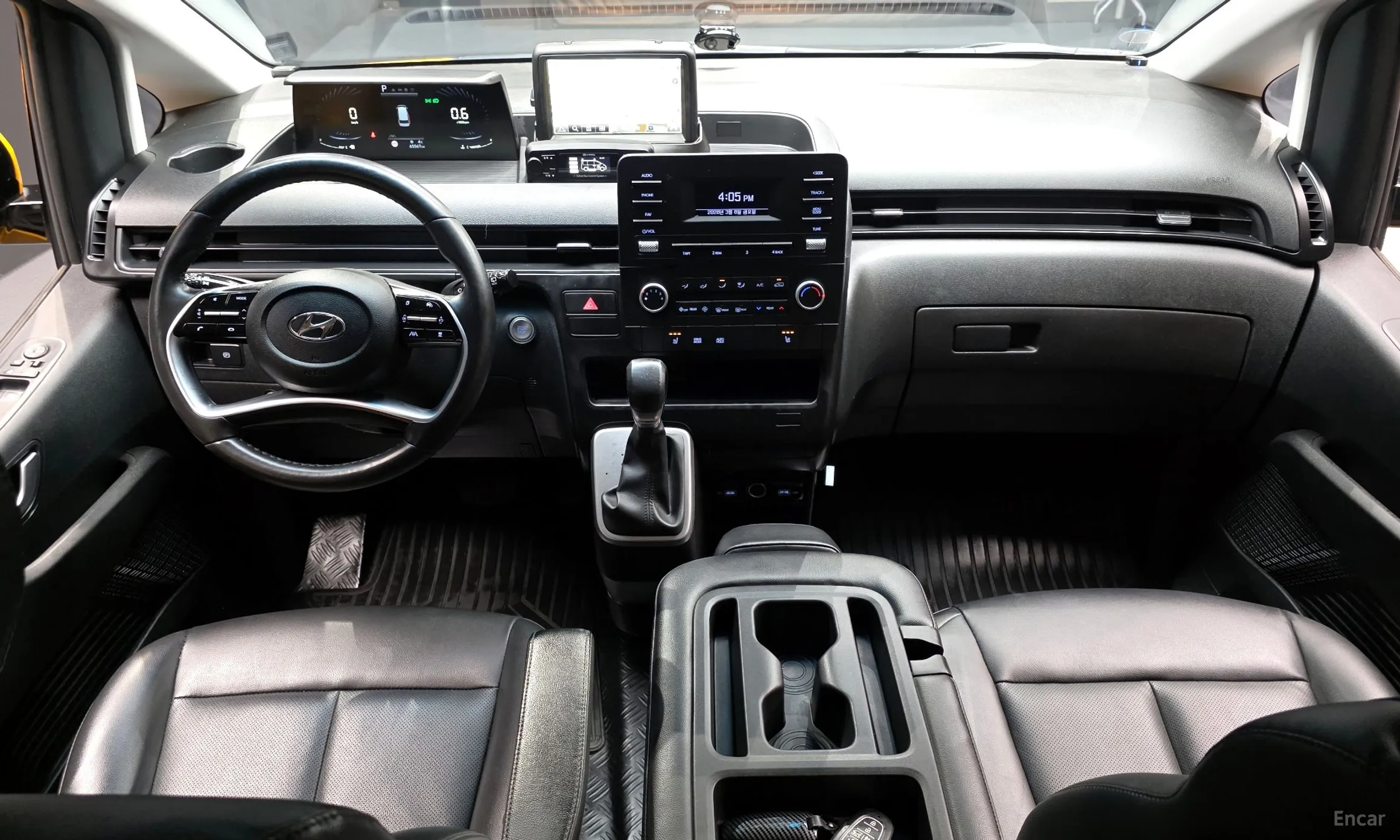 Hyundai Staria превью 7