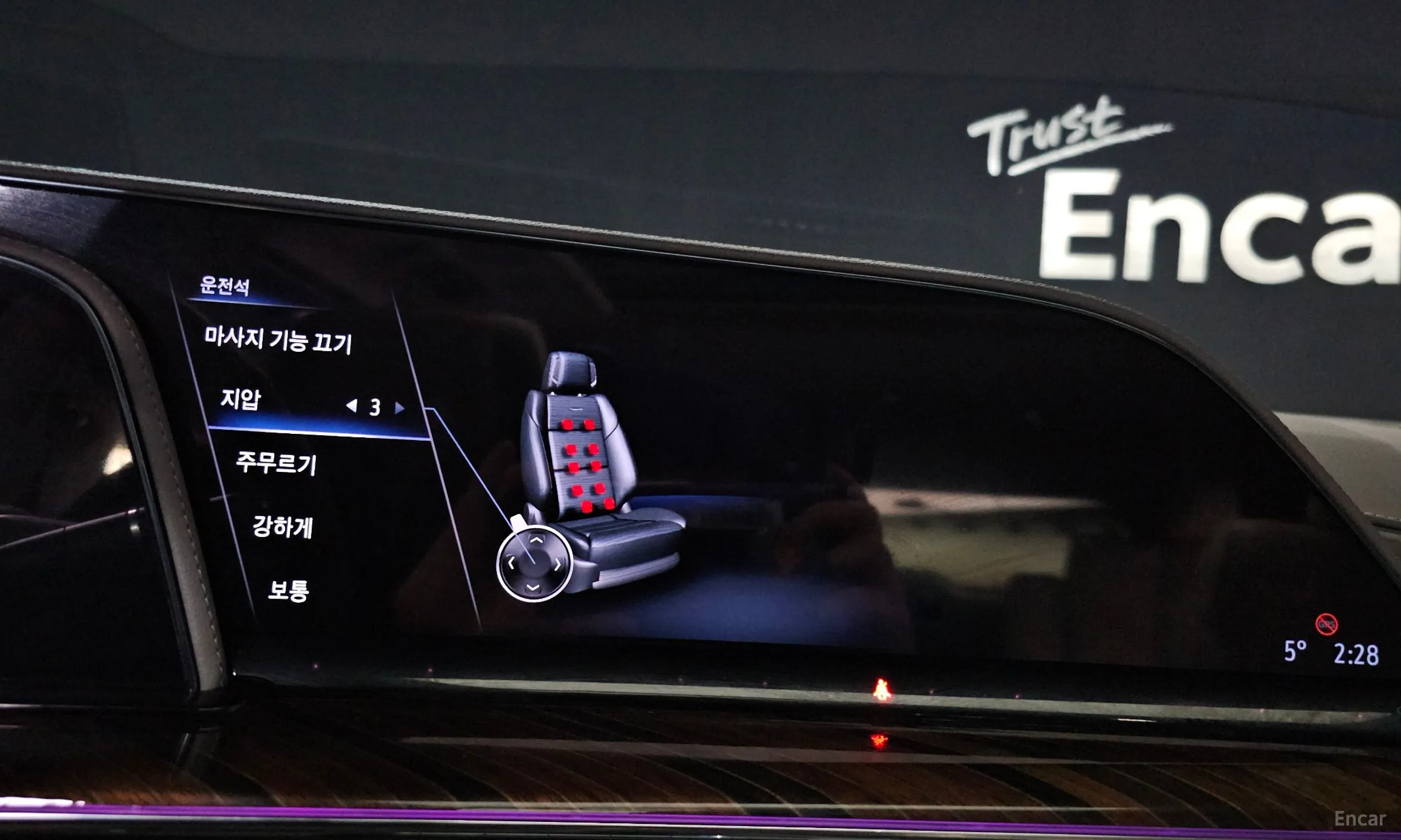 Cadillac Escalade 5th Generation превью 16
