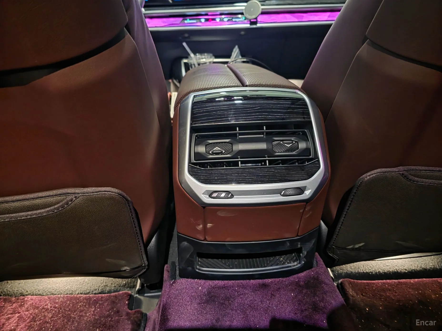 BMW 7 Series (G70) превью 12