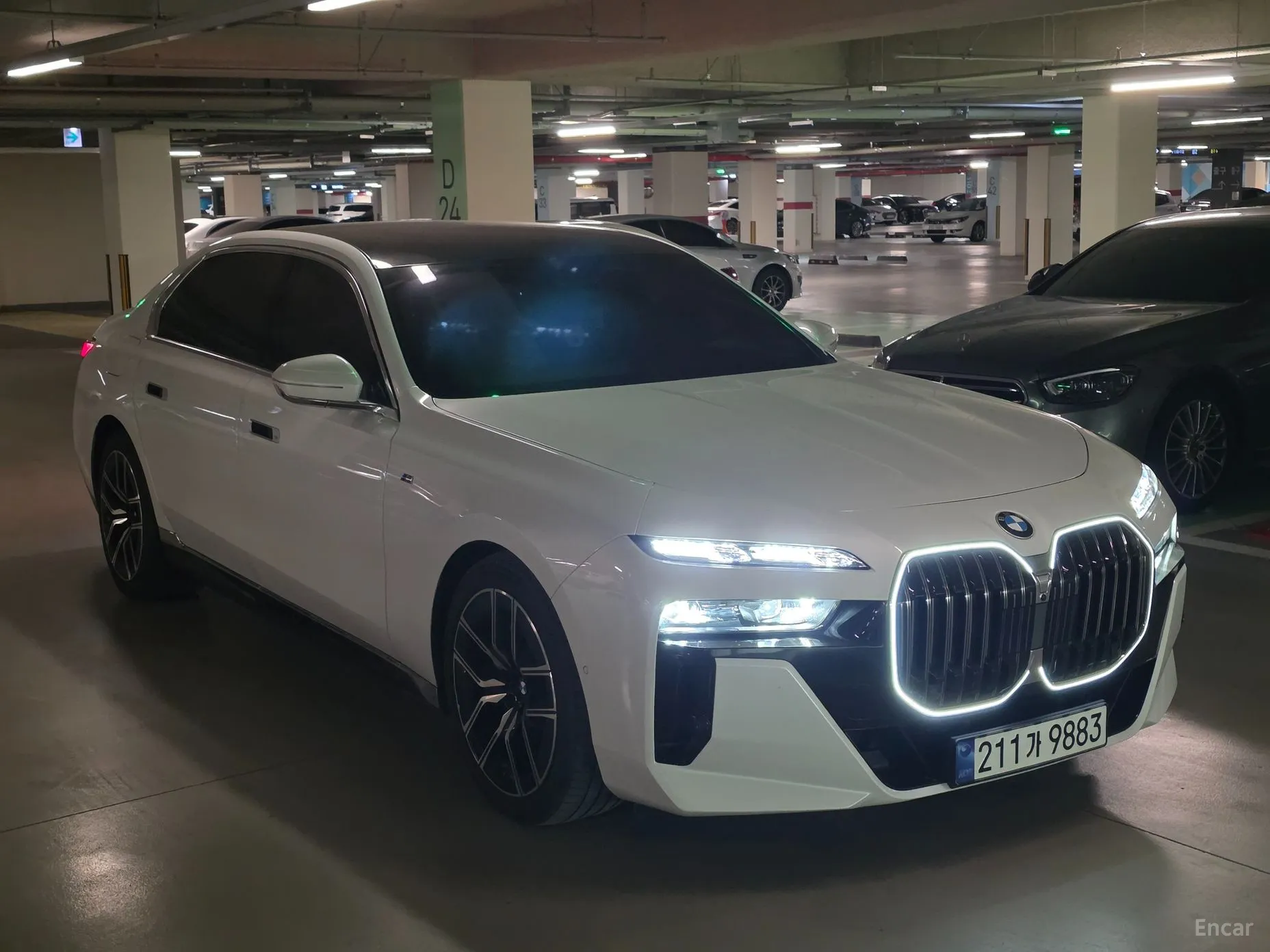 BMW 7 Series (G70)