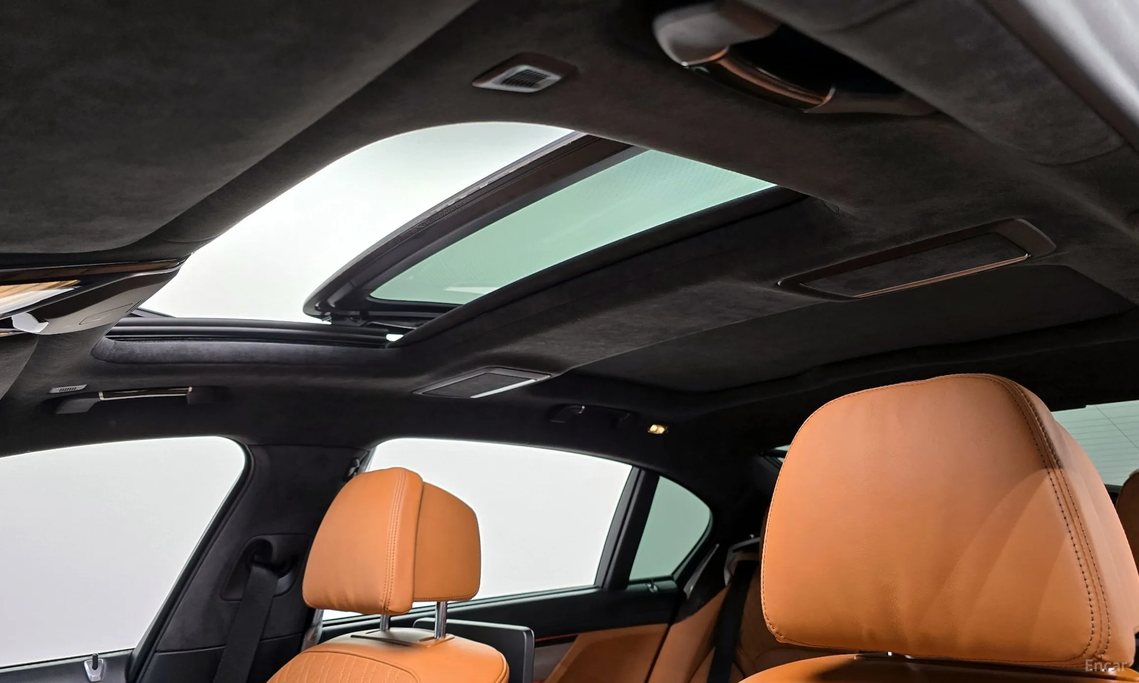 BMW 7 Series (G11) превью 19