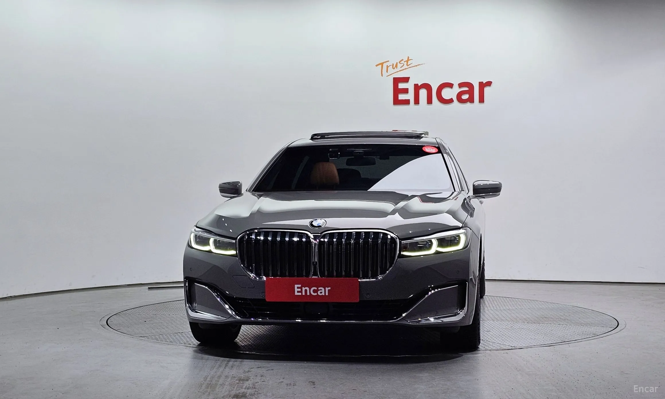 BMW 7 Series (G11) превью 3