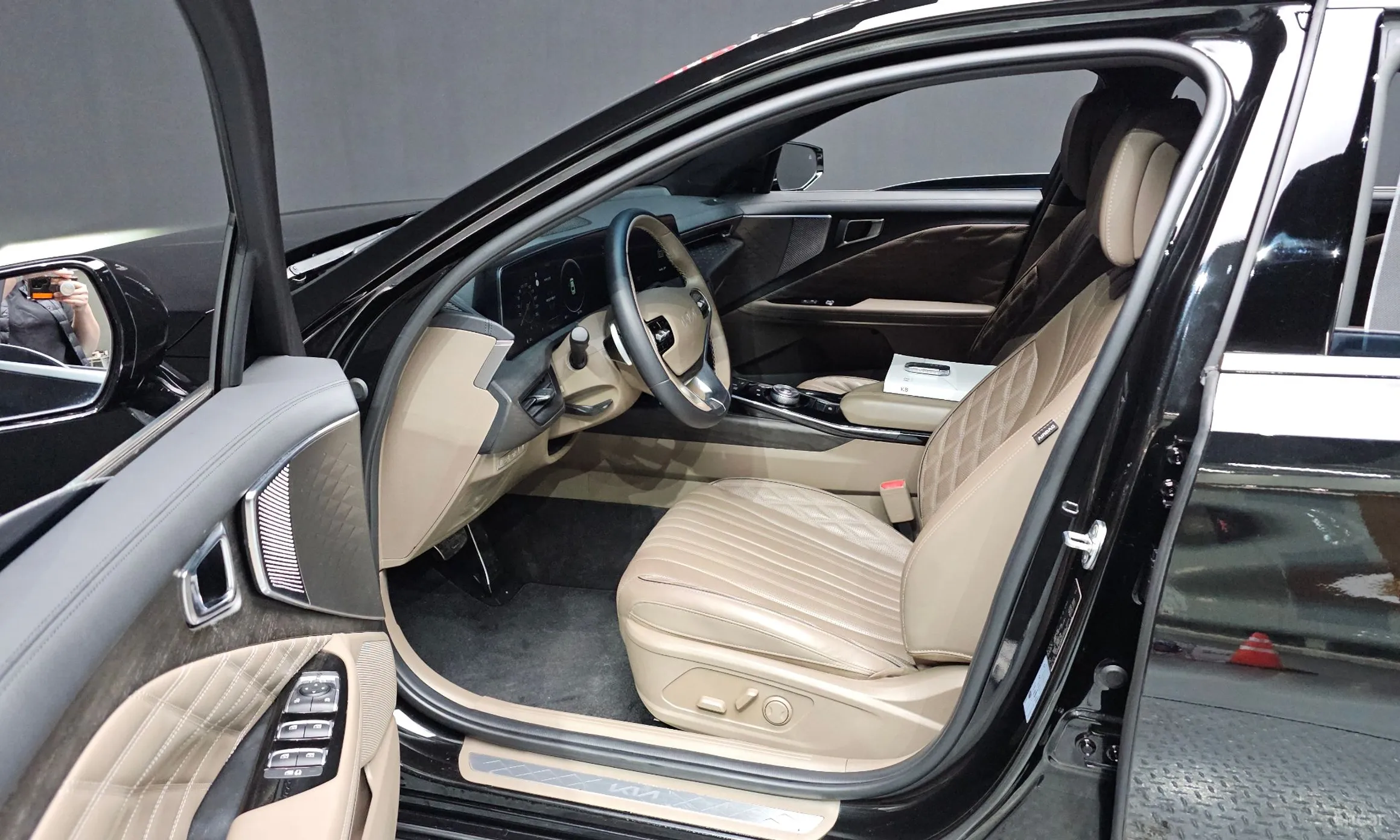 Kia K8 превью 10
