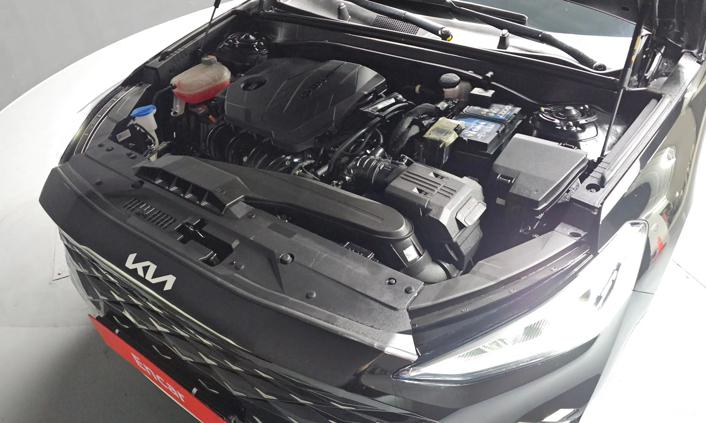 Kia K8 превью 6