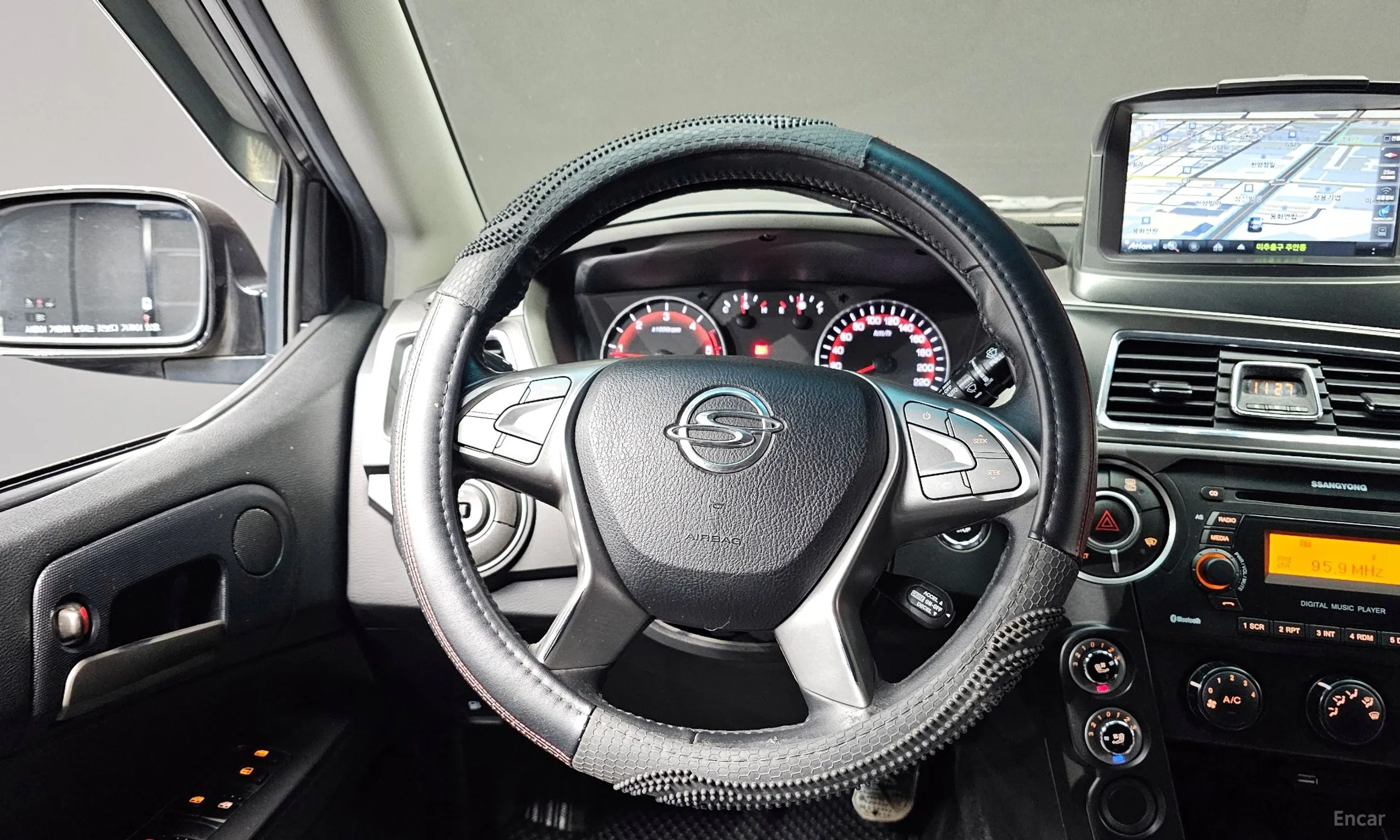 KG Mobility (SsangYong) Korando Sports превью 13