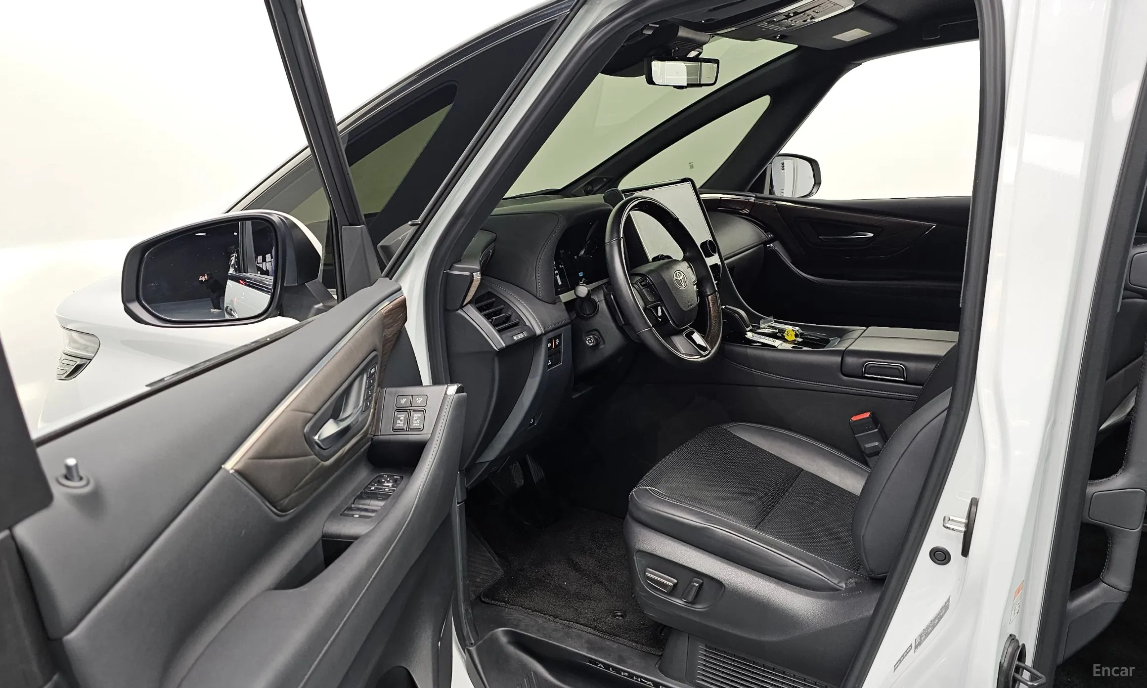 Toyota Alphard 4th Generation превью 10