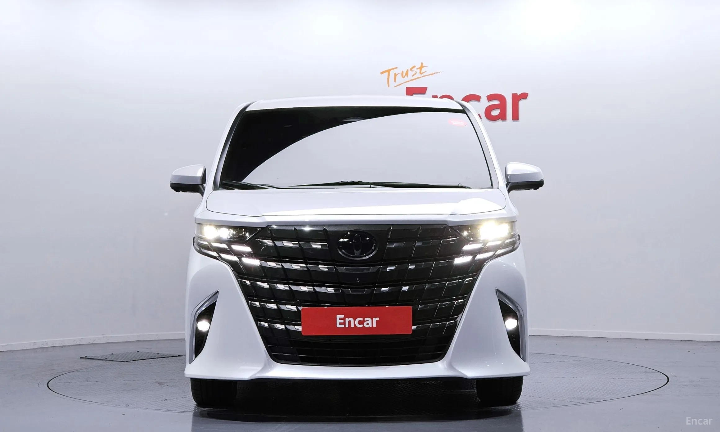 Toyota Alphard 4th Generation превью 3