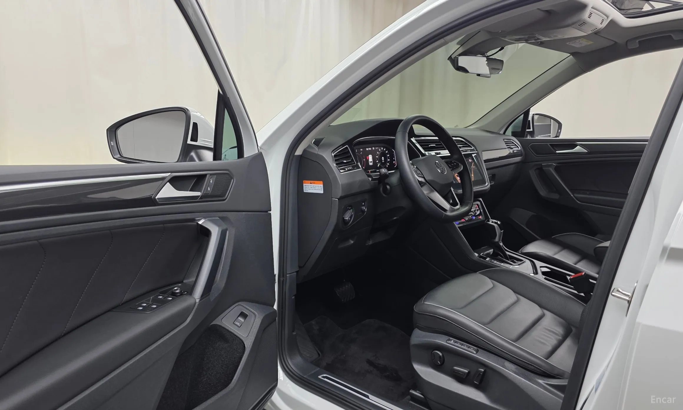 Volkswagen Tiguan 2nd Generation превью 10