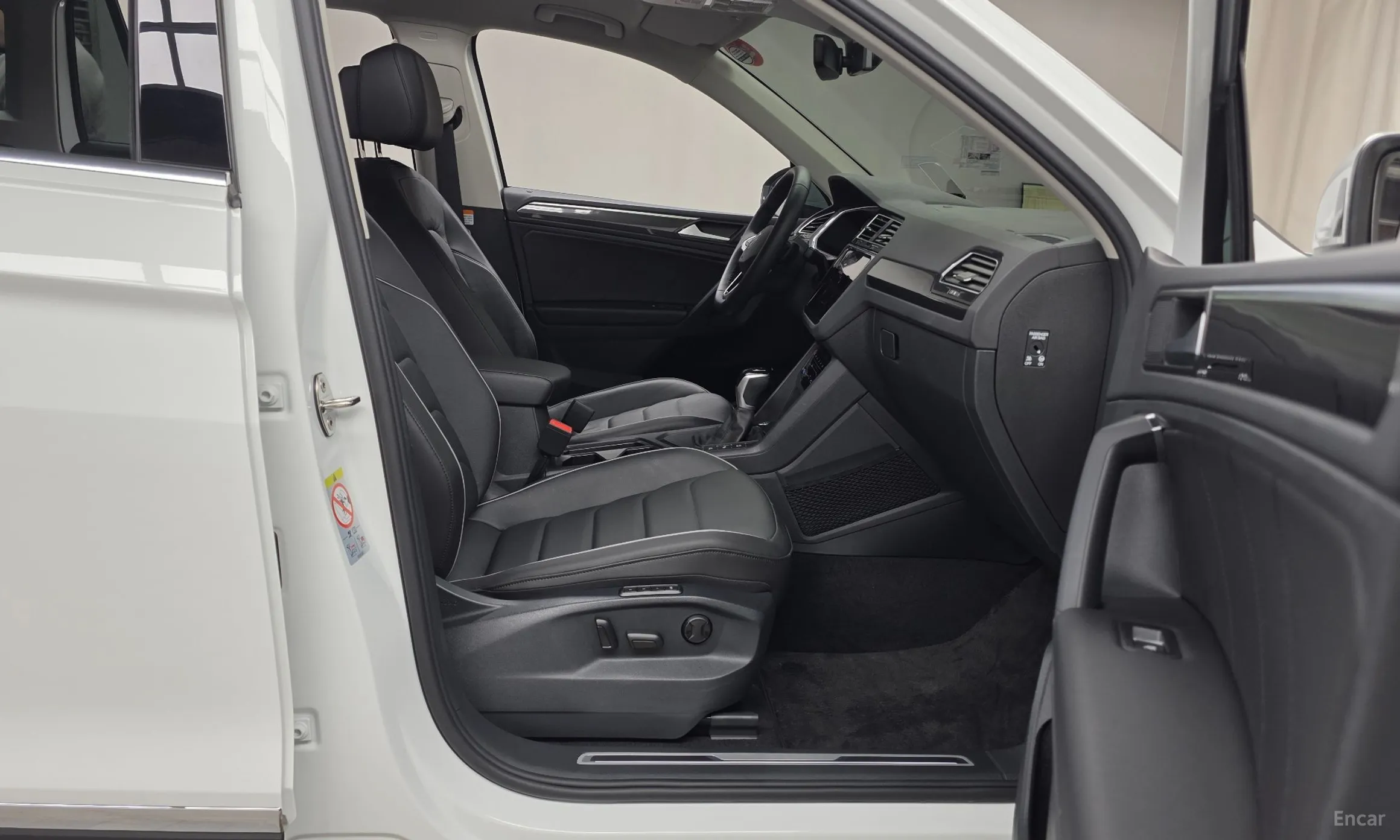 Volkswagen Tiguan 2nd Generation превью 11
