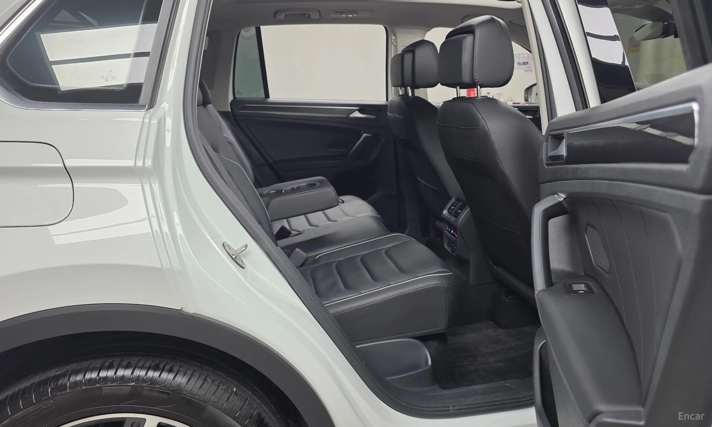 Volkswagen Tiguan 2nd Generation превью 12