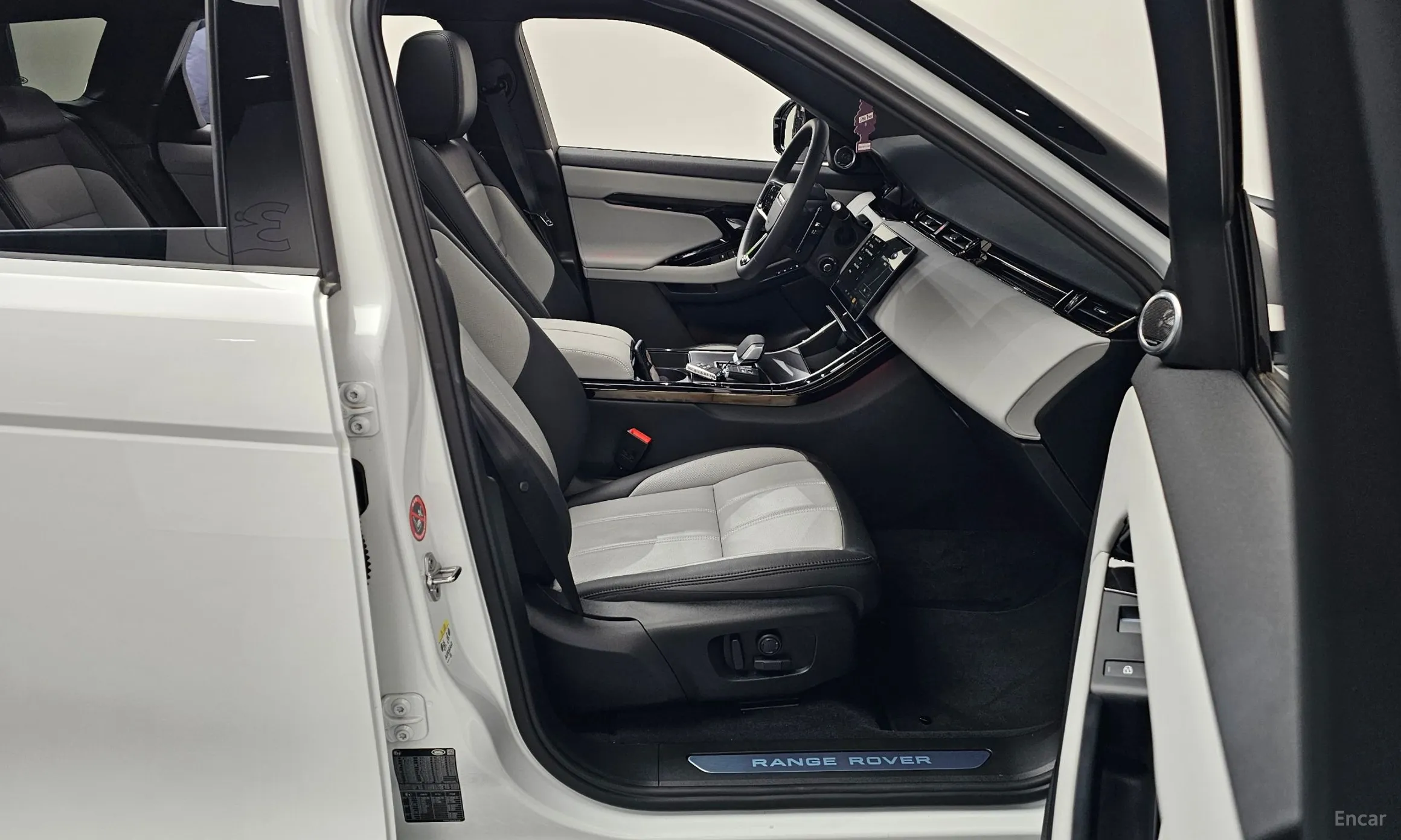 Land Rover Range Rover Evoque 2nd Generation превью 11
