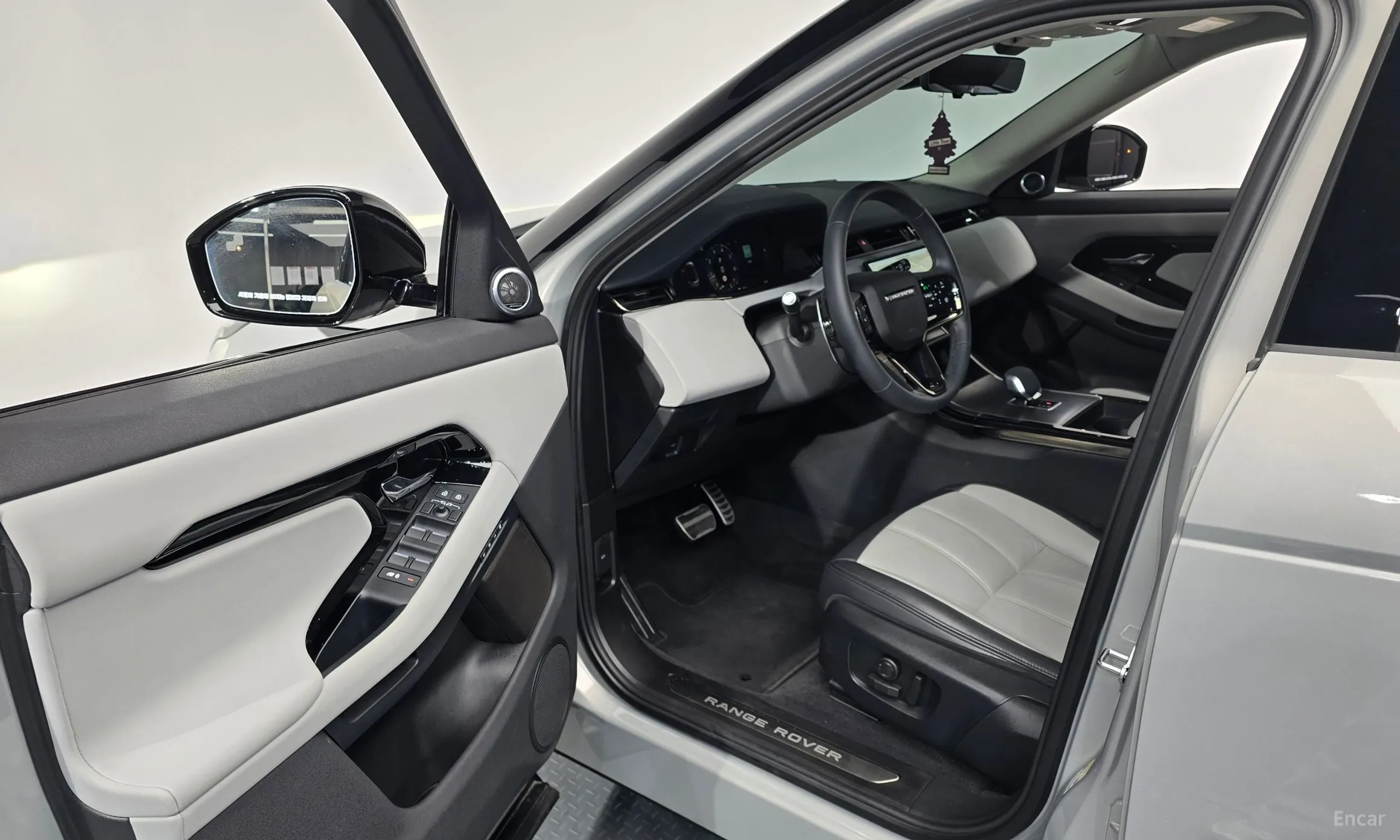 Land Rover Range Rover Evoque 2nd Generation превью 10