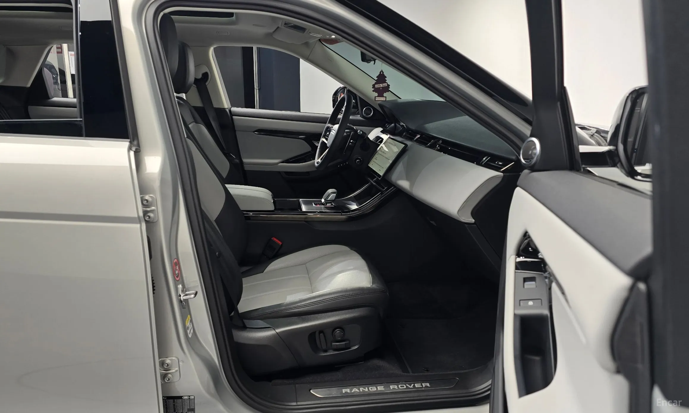 Land Rover Range Rover Evoque 2nd Generation превью 11