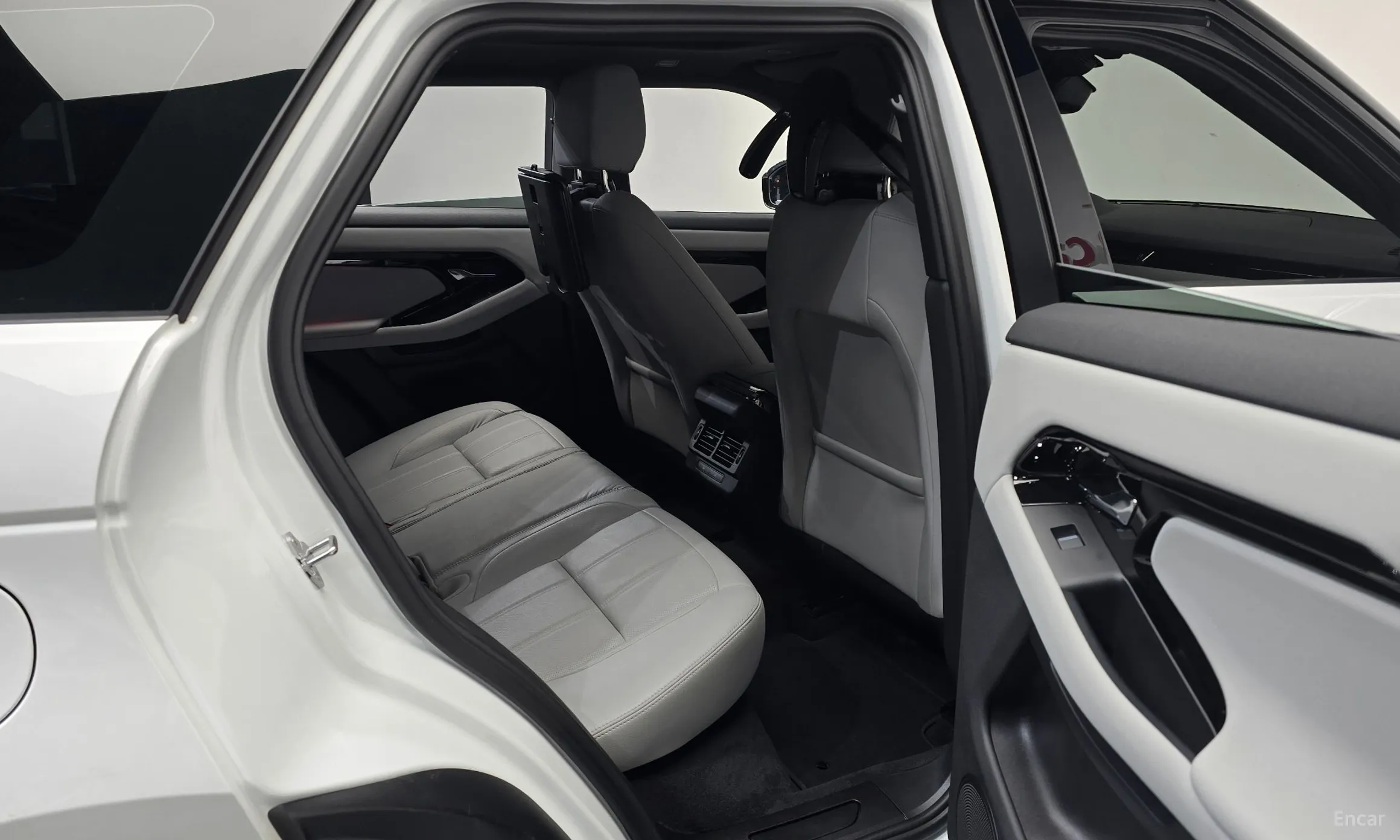 Land Rover Range Rover Evoque 2nd Generation превью 12