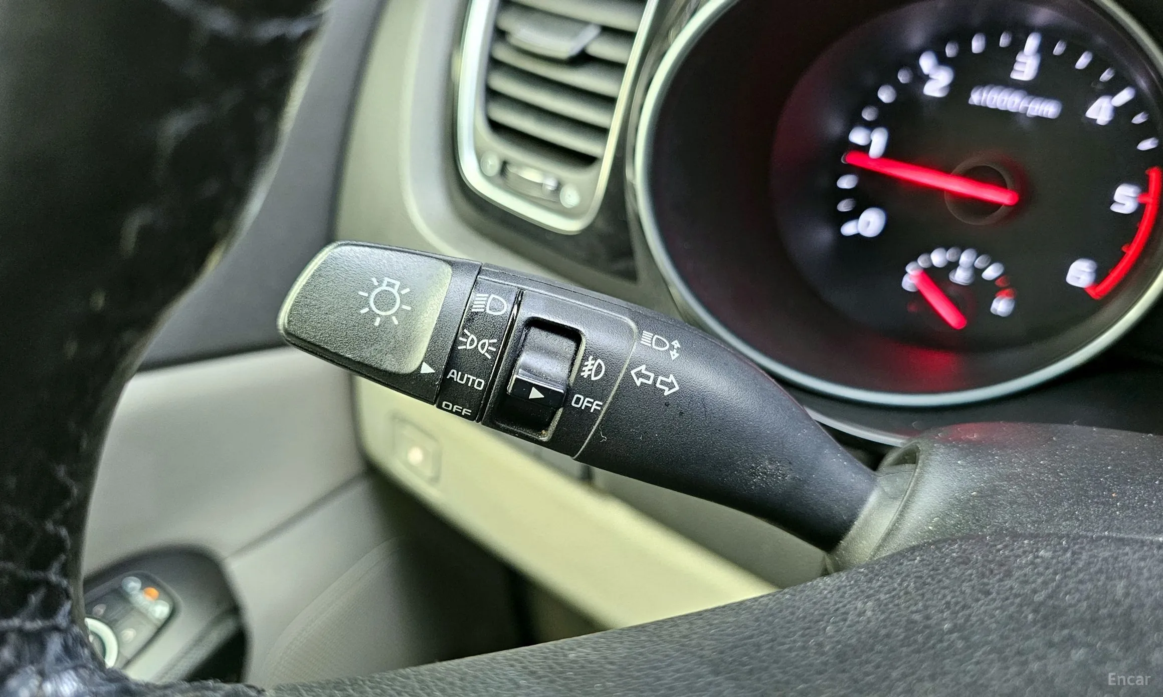 Kia Carnival превью 16