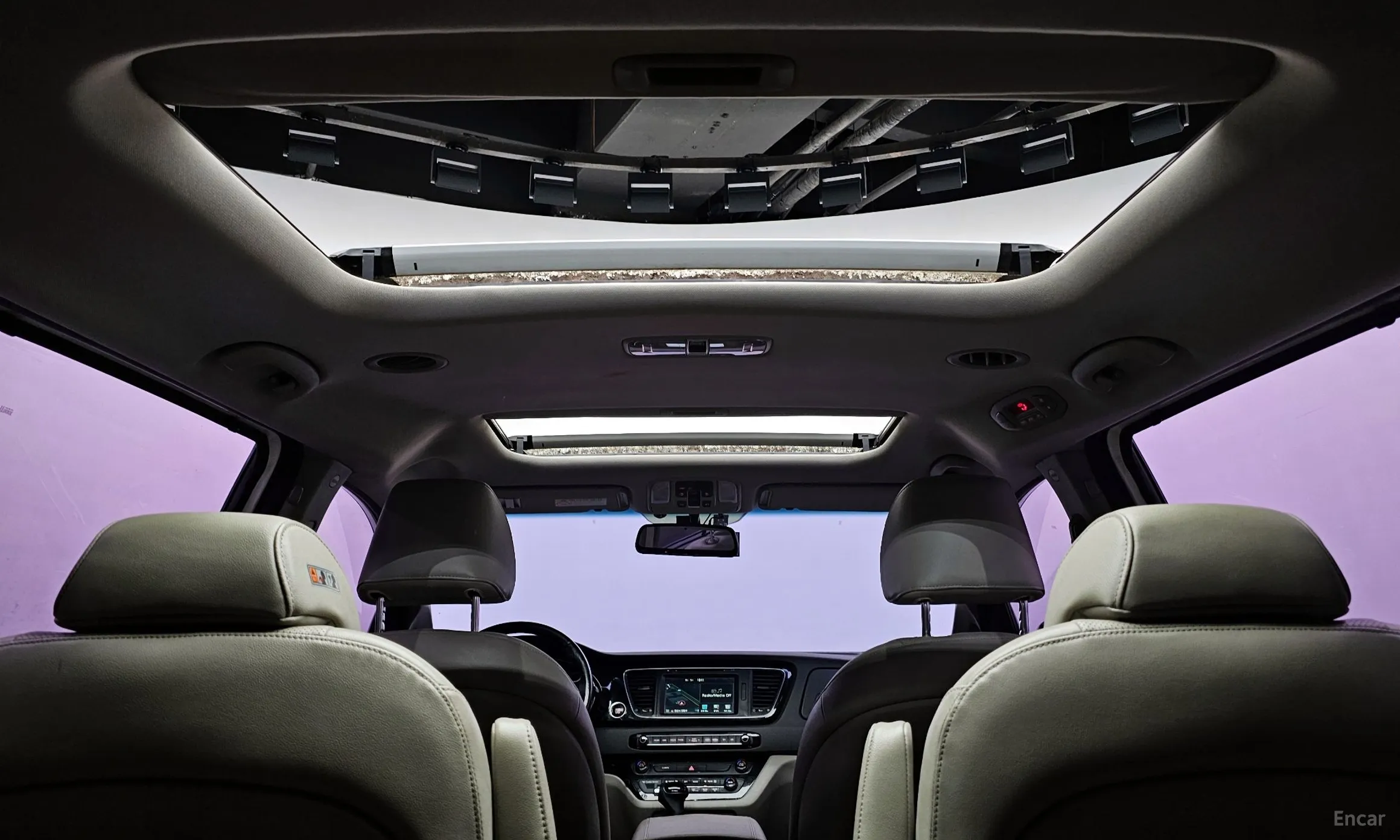 Kia Carnival превью 20