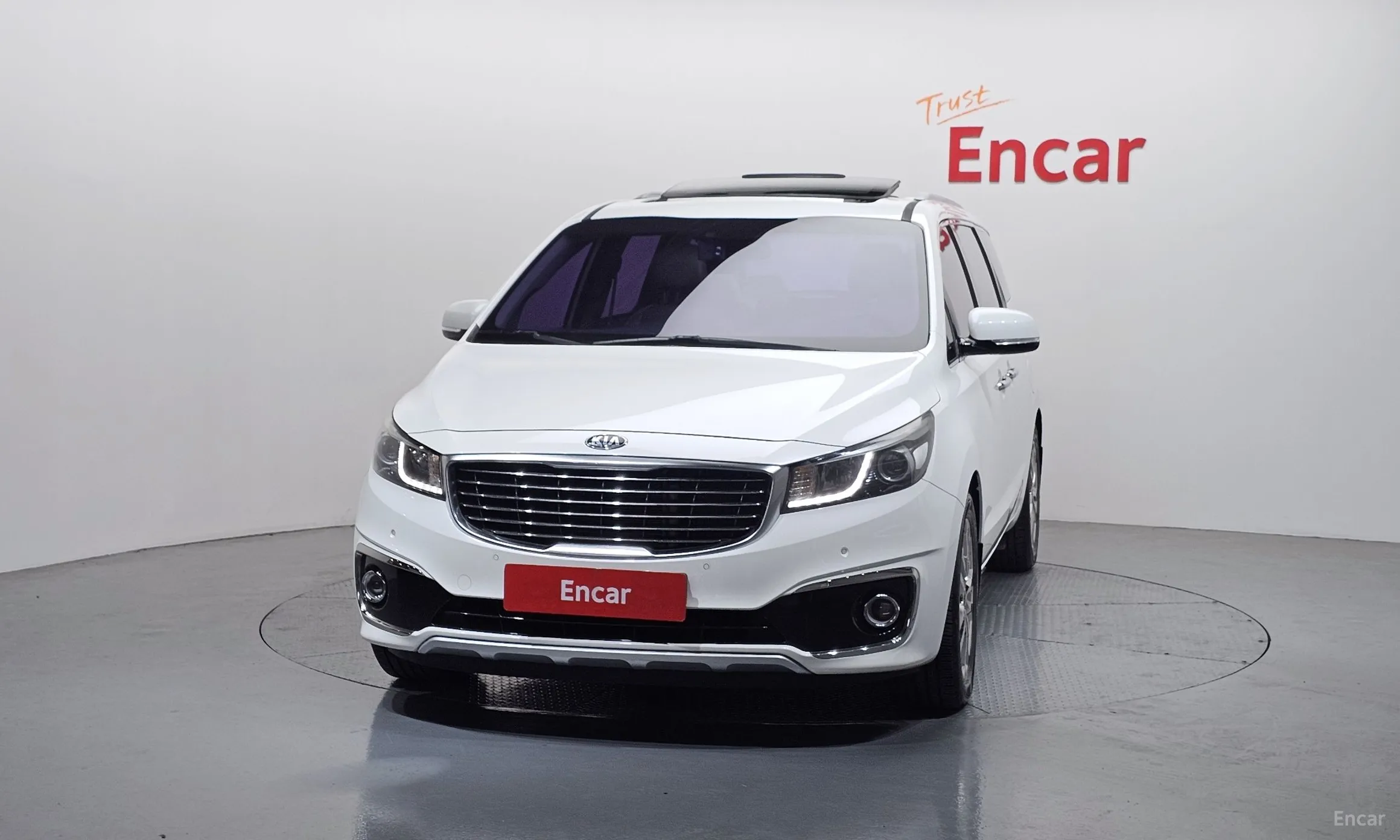 Kia Carnival превью 3