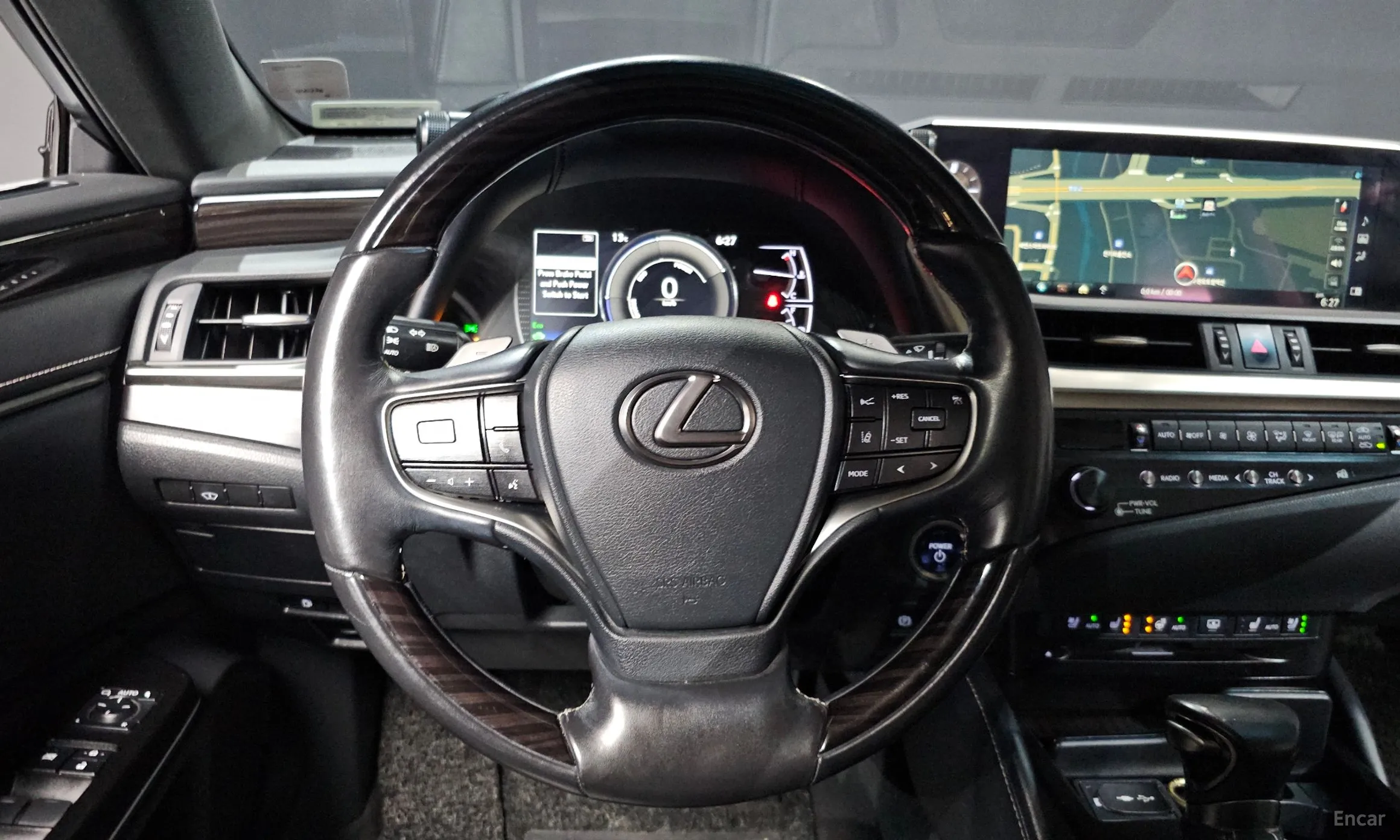 Lexus ES300h 7th Generation превью 13