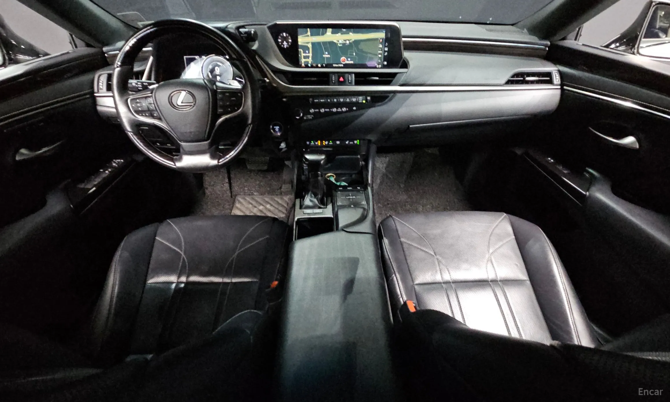 Lexus ES300h 7th Generation превью 7