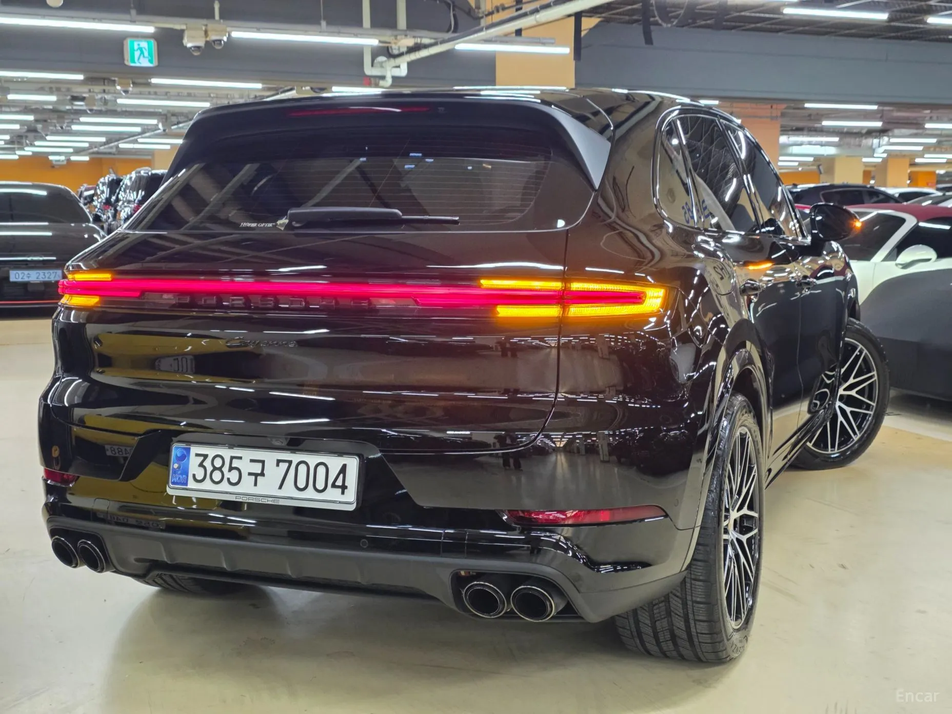 Porsche Cayenne (PO536) превью 3