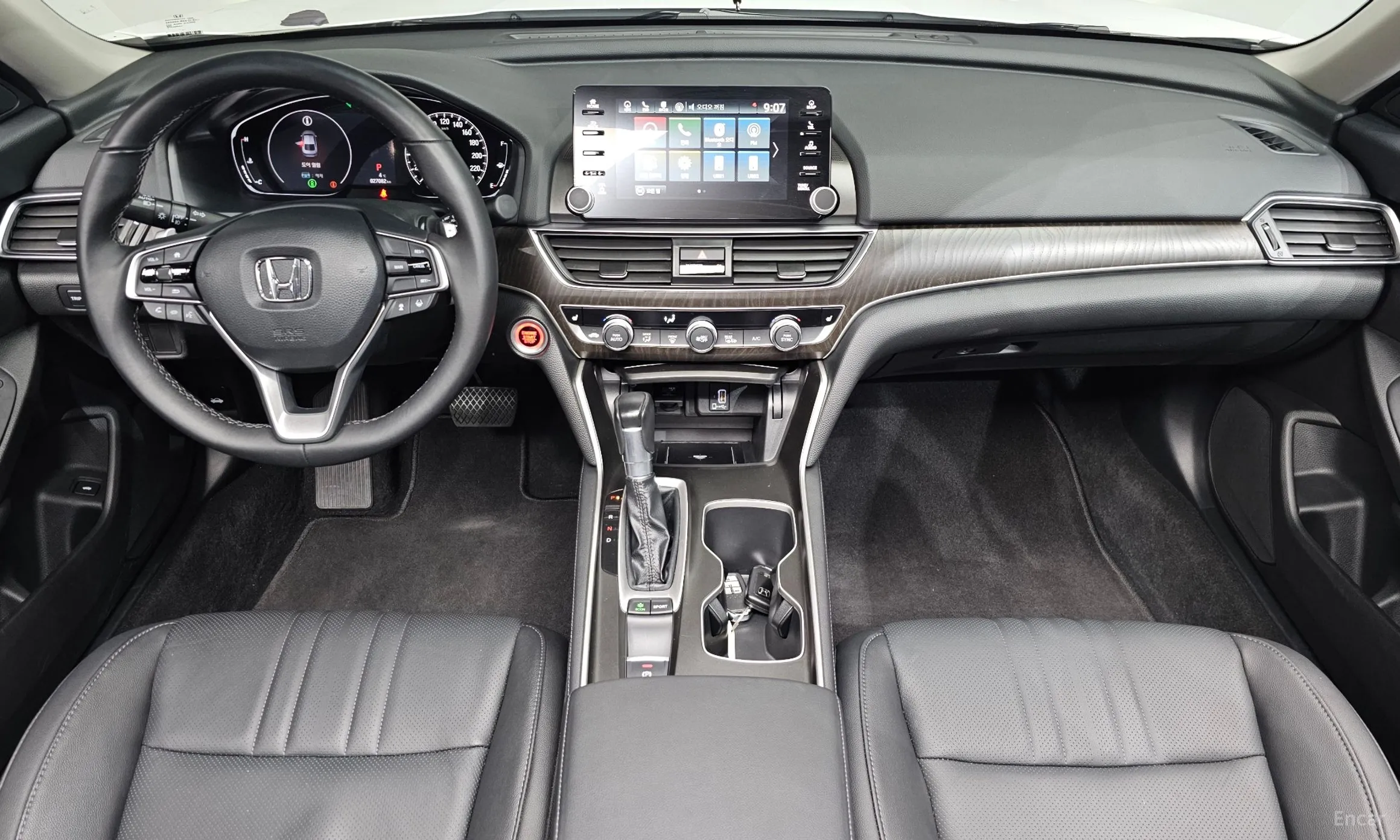 Honda Accord 10th Generation превью 7