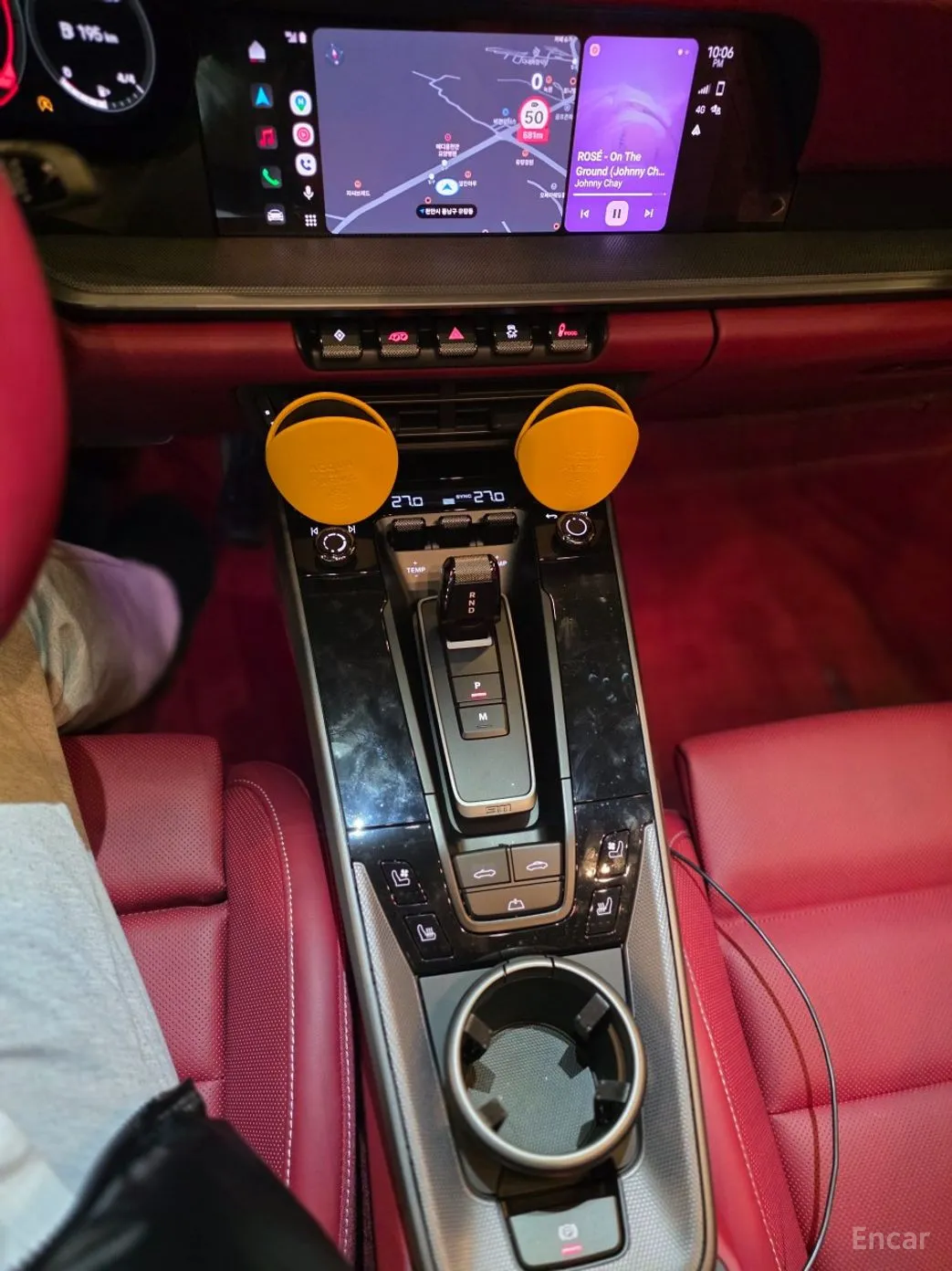 Porsche 911 (992) превью 8