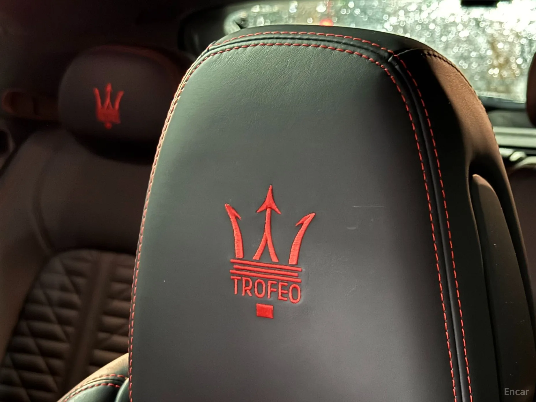 Maserati Levante превью 10