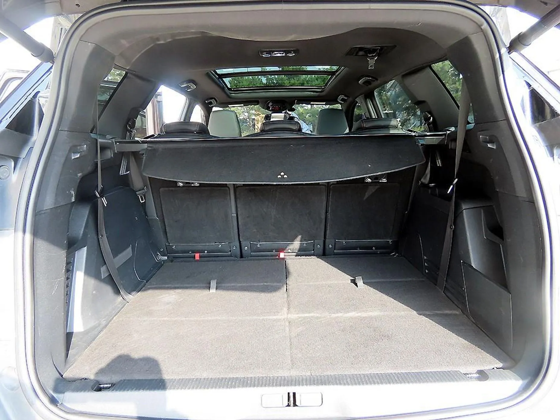 Peugeot 5008 2nd generation превью 17