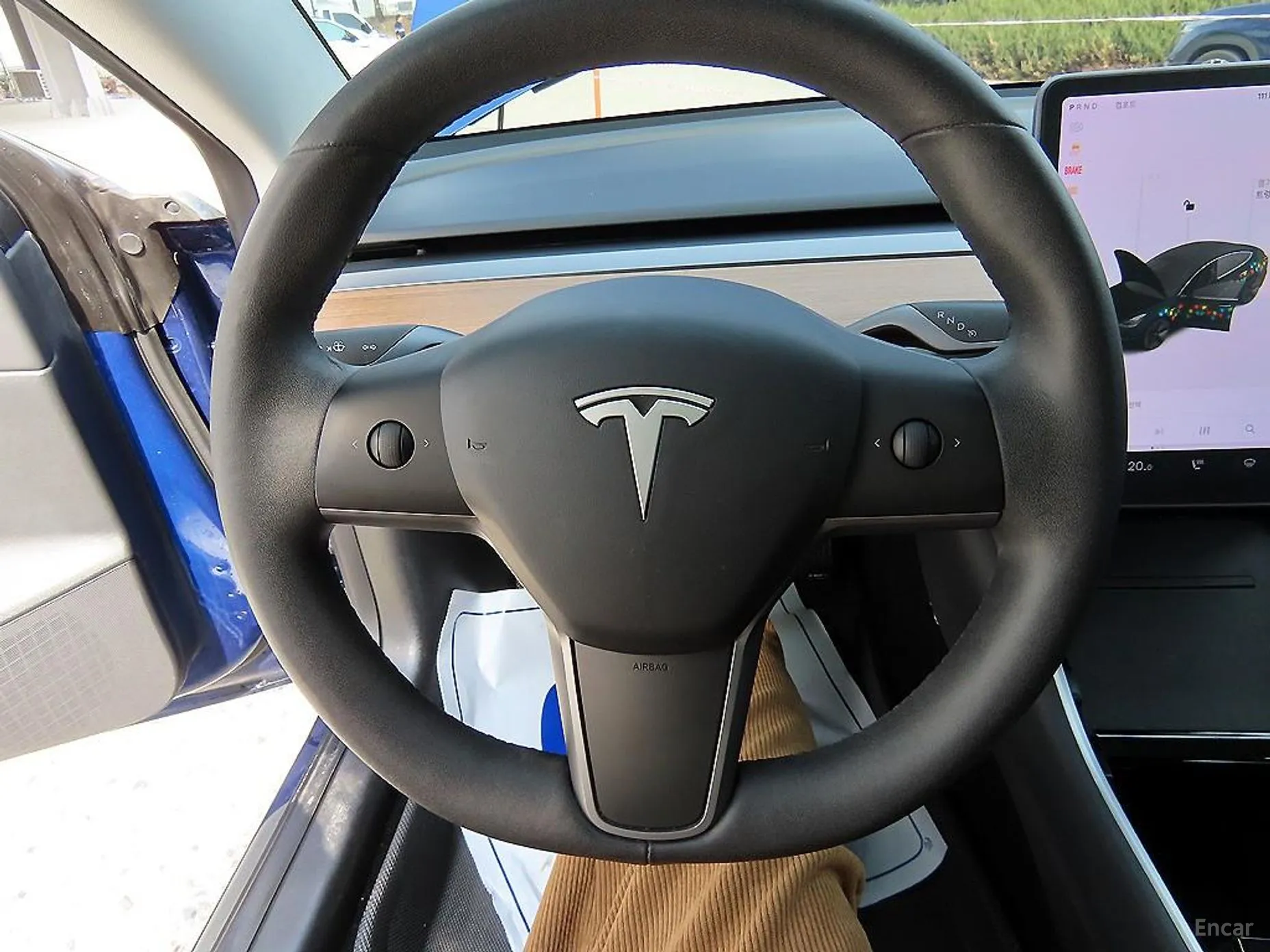 Tesla Model 3 превью 8