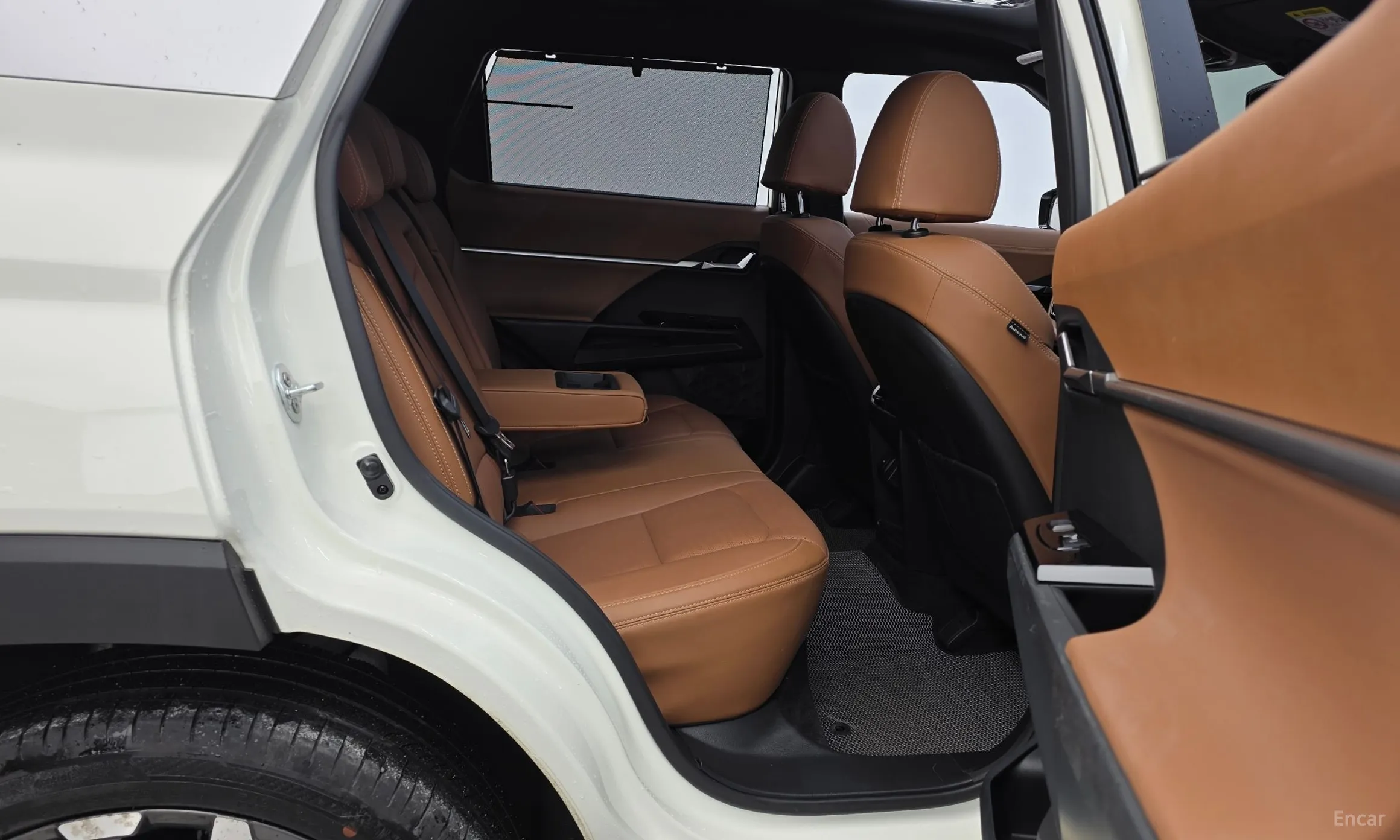 KG Mobility (SsangYong) Torres превью 12