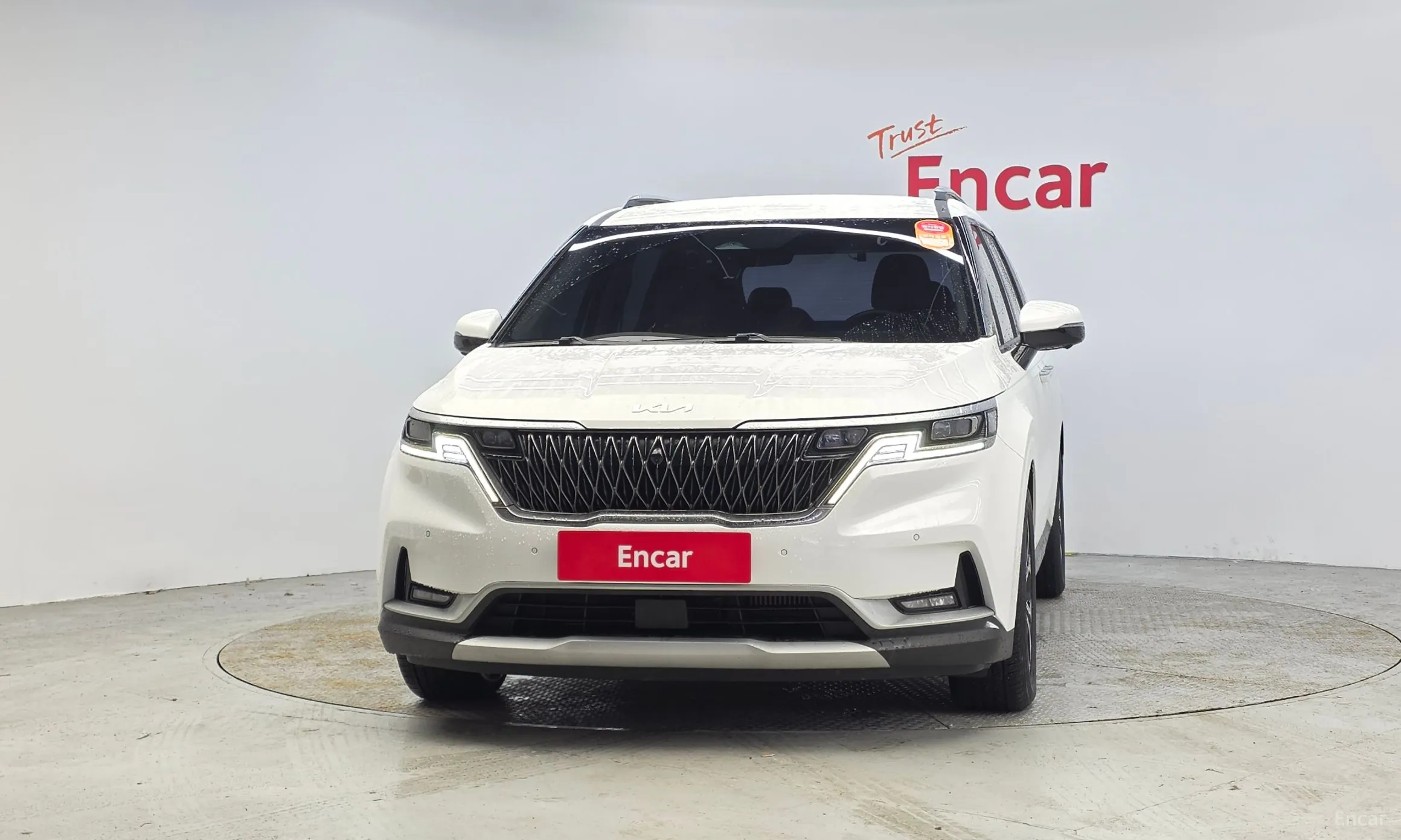 Kia Carnival Gen 4 превью 3