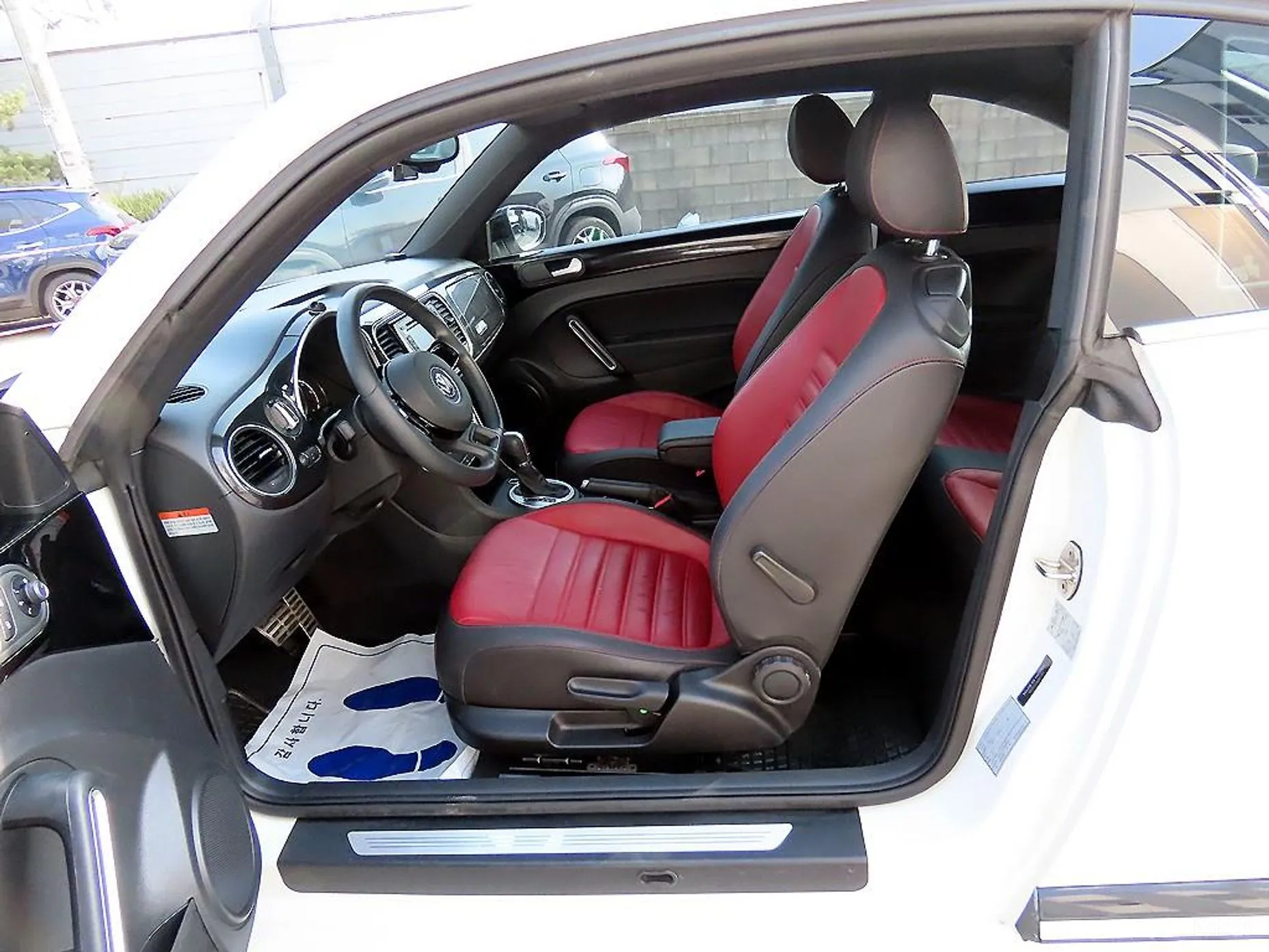 Volkswagen The Beetle превью 5
