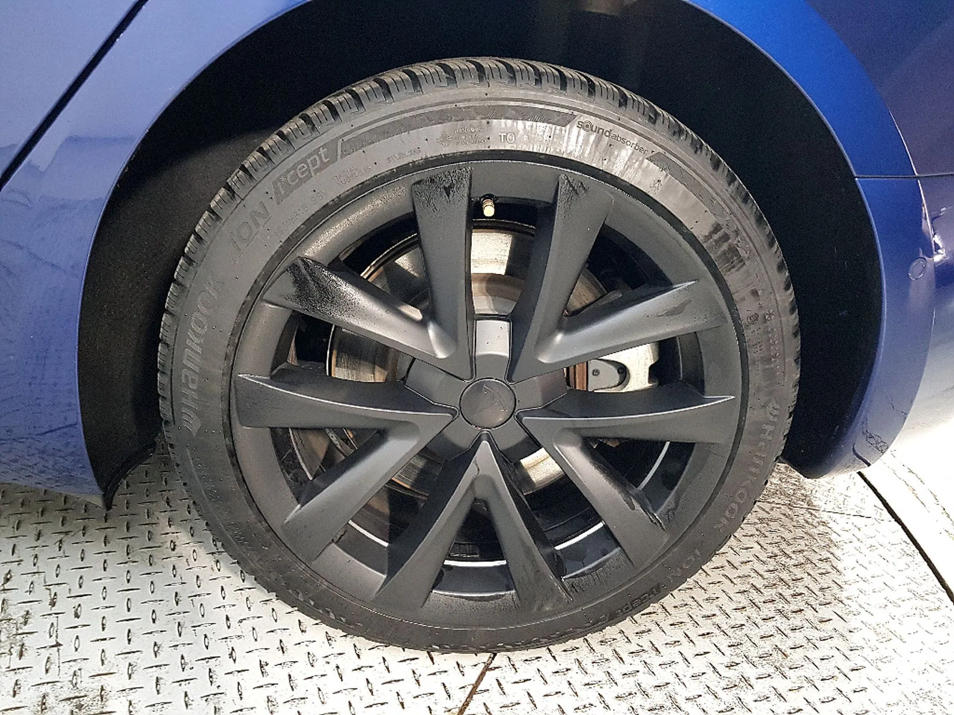 Tesla Model 3 превью 20