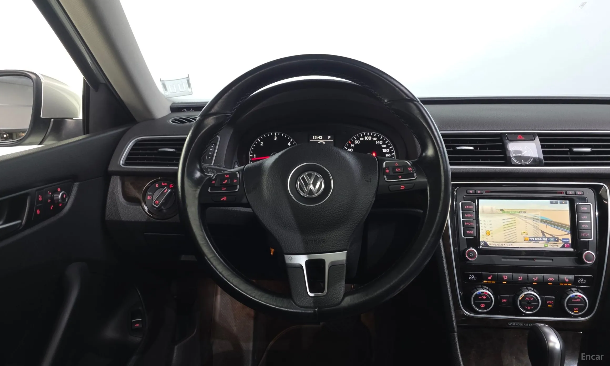 Volkswagen The New Passat превью 13