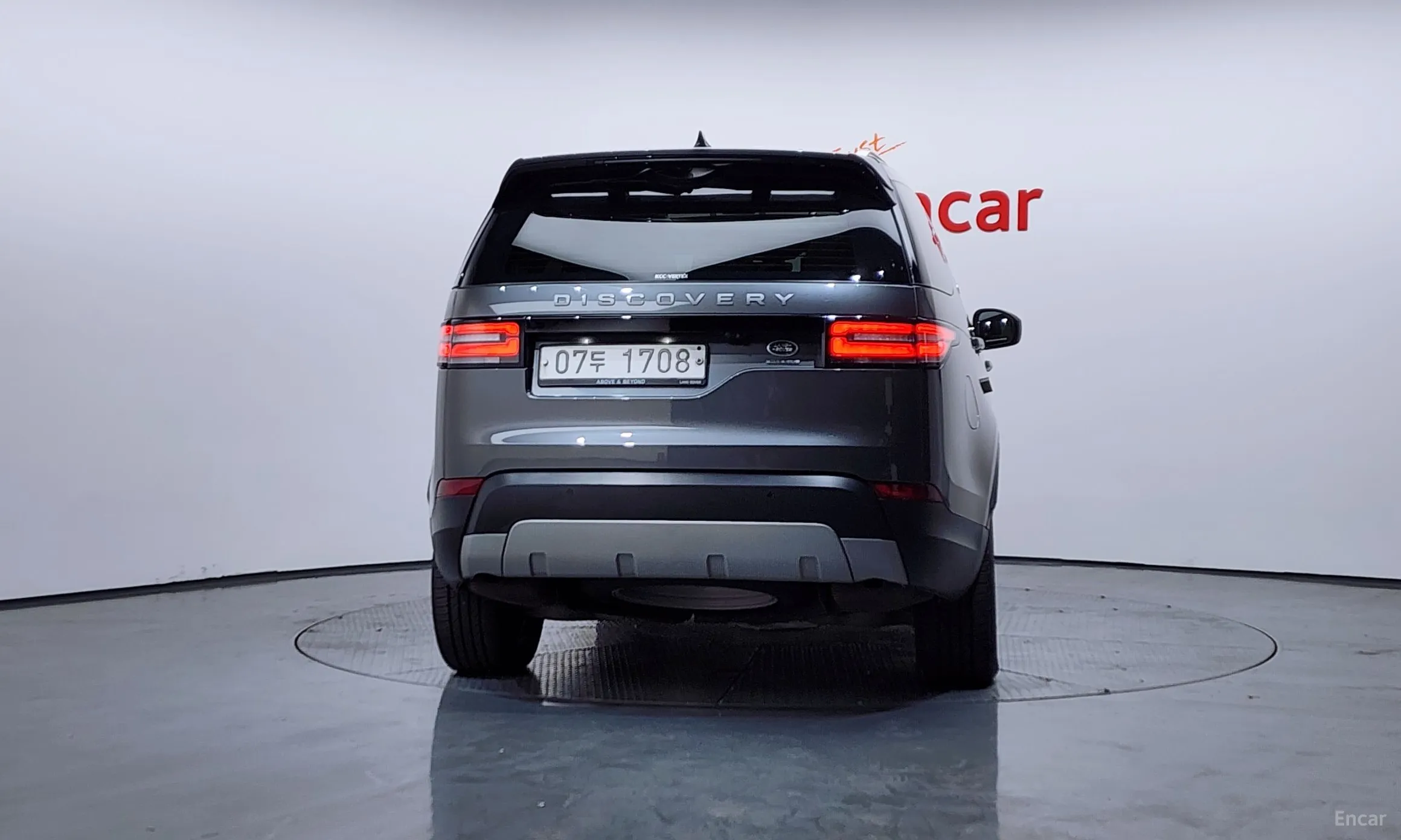 Land Rover Discovery 5 превью 4