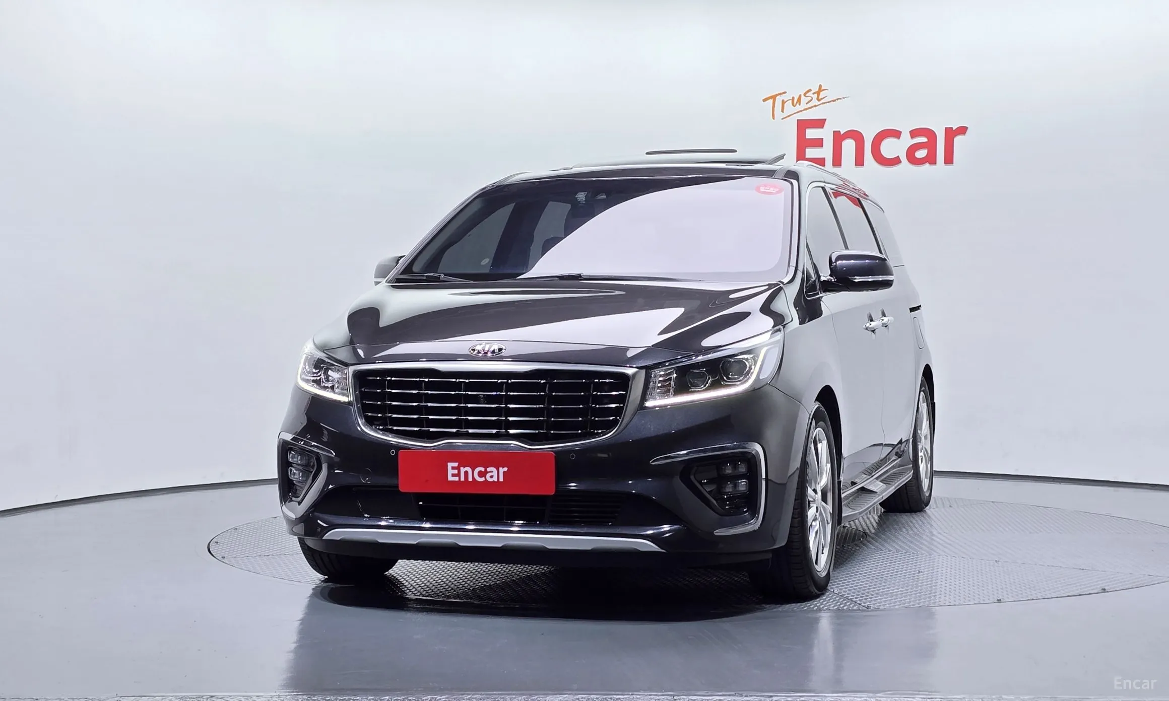Kia Carnival превью 3