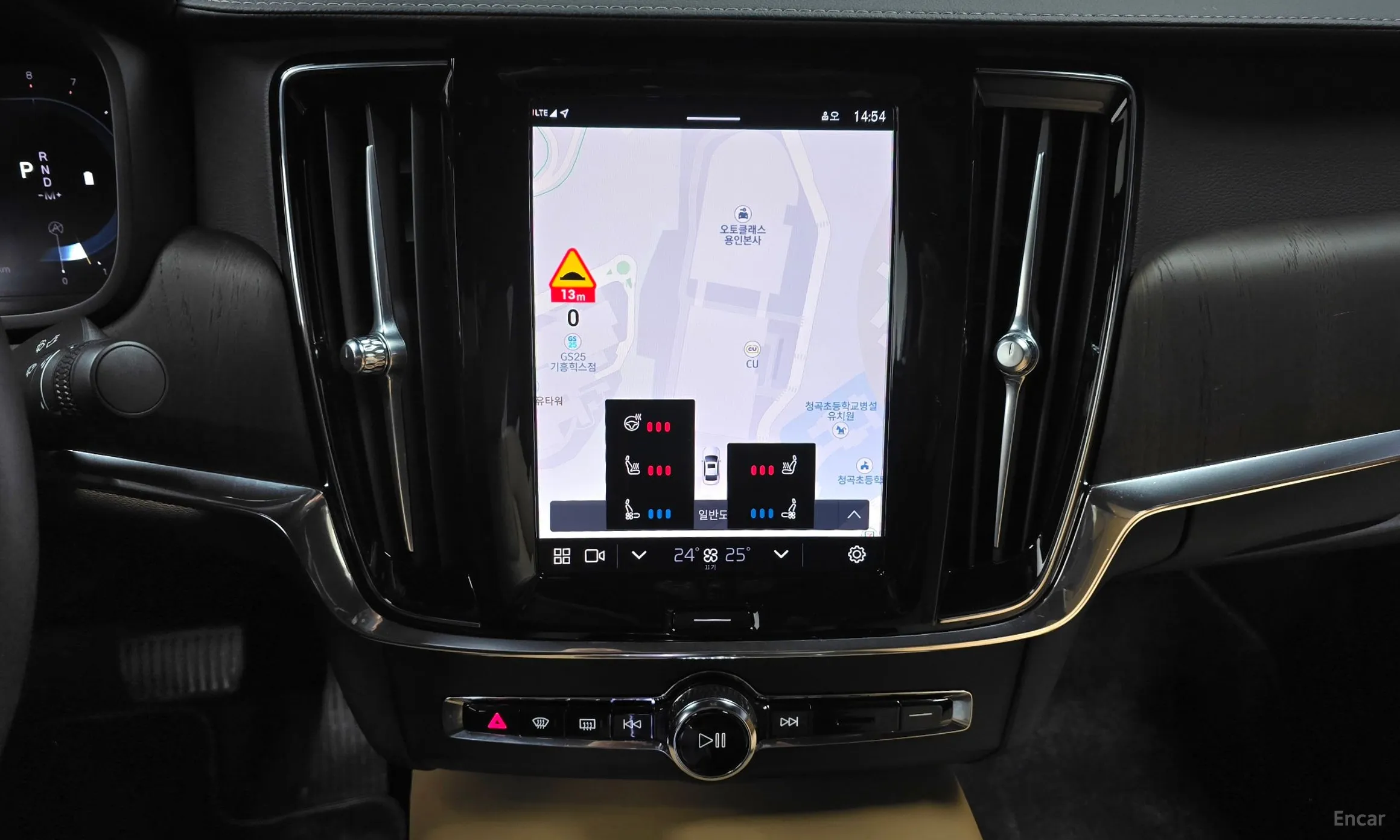 Volvo S90 превью 14